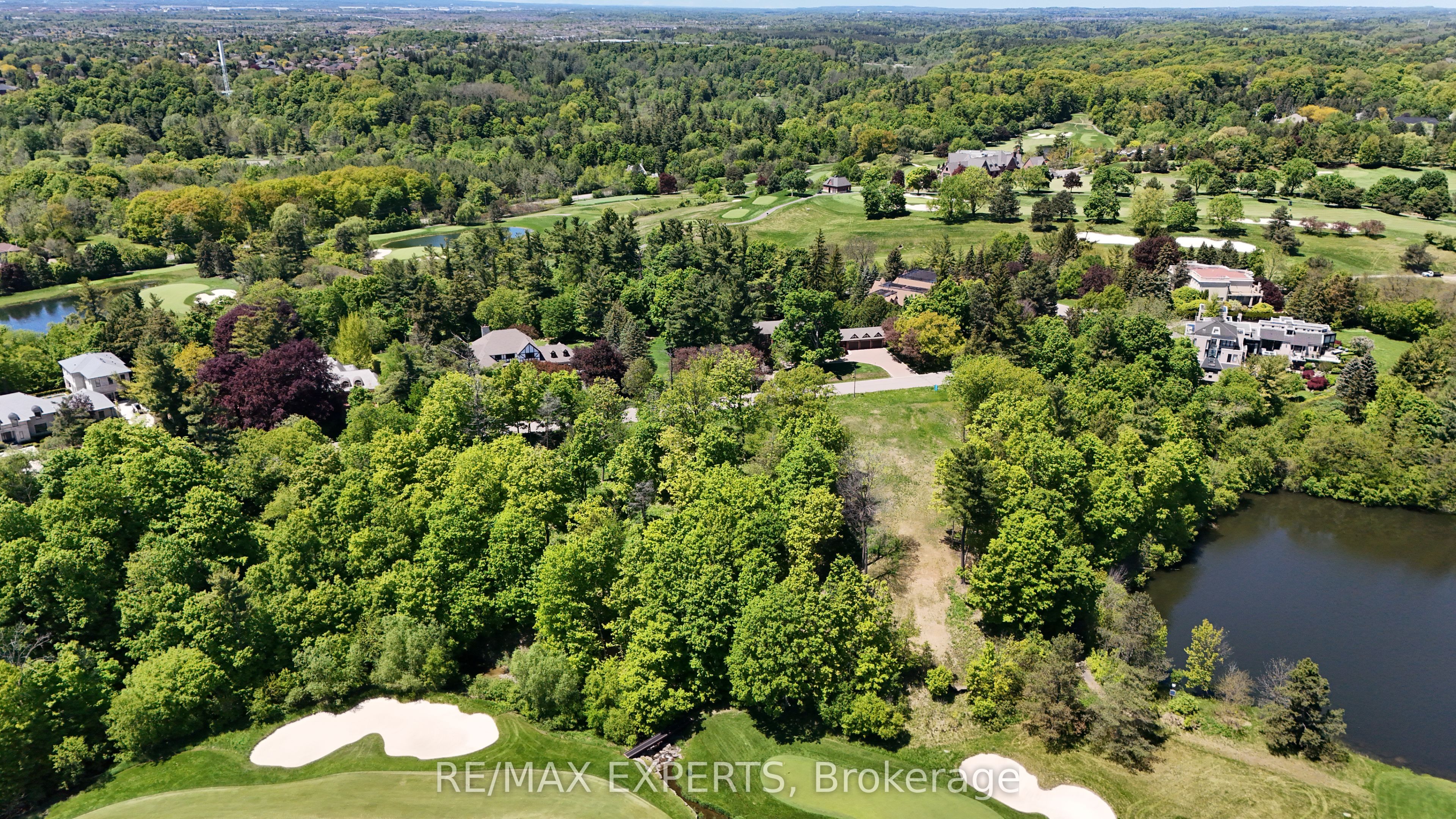 167 National Drive Property Photo 5
