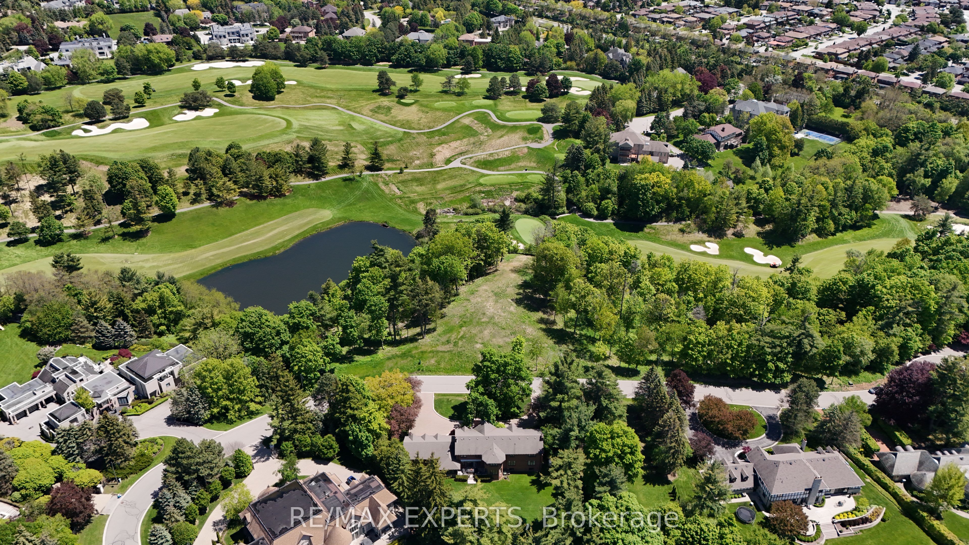 167 National Drive Property Photo 10