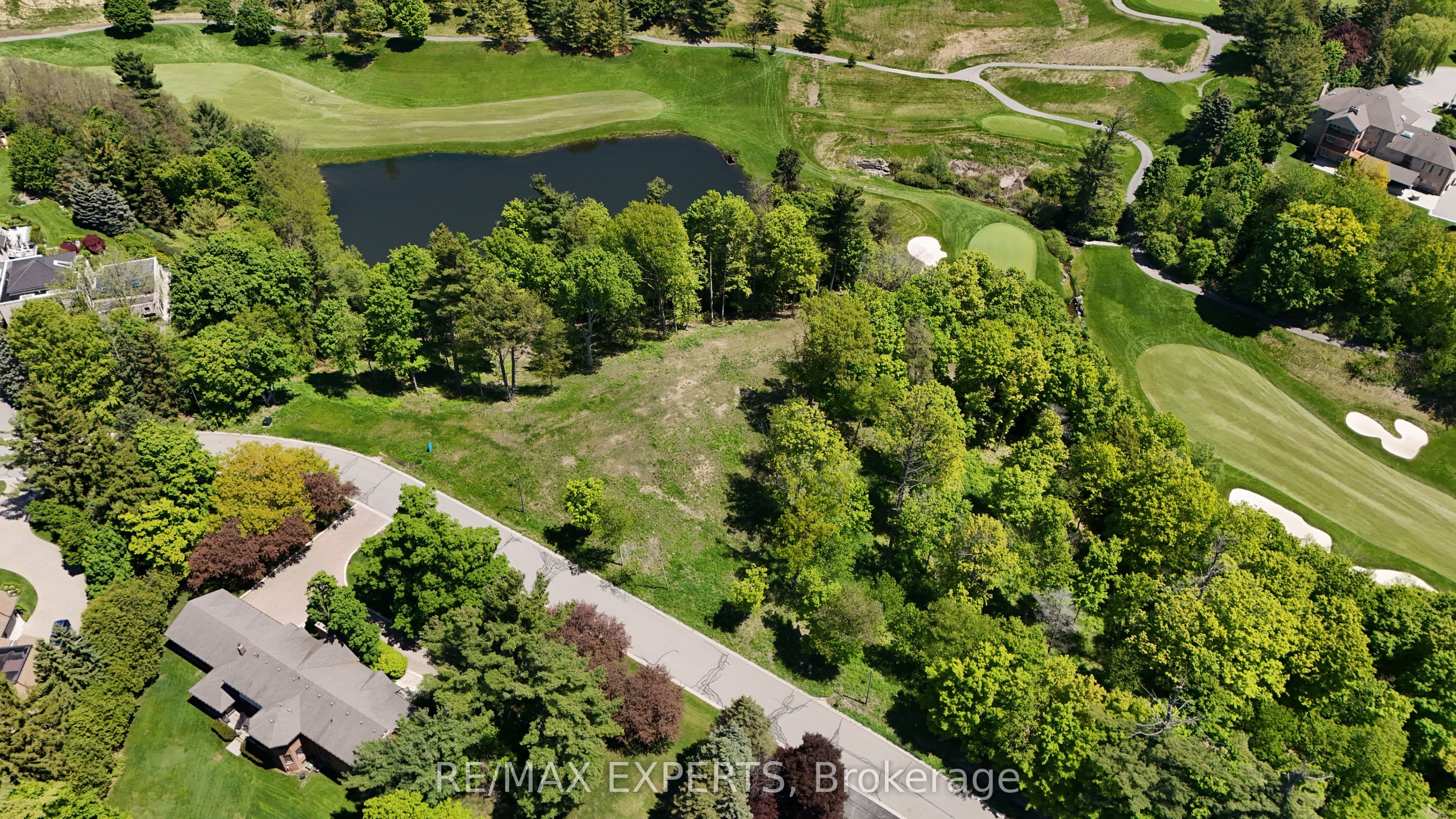 167 National Drive Property Photo 11