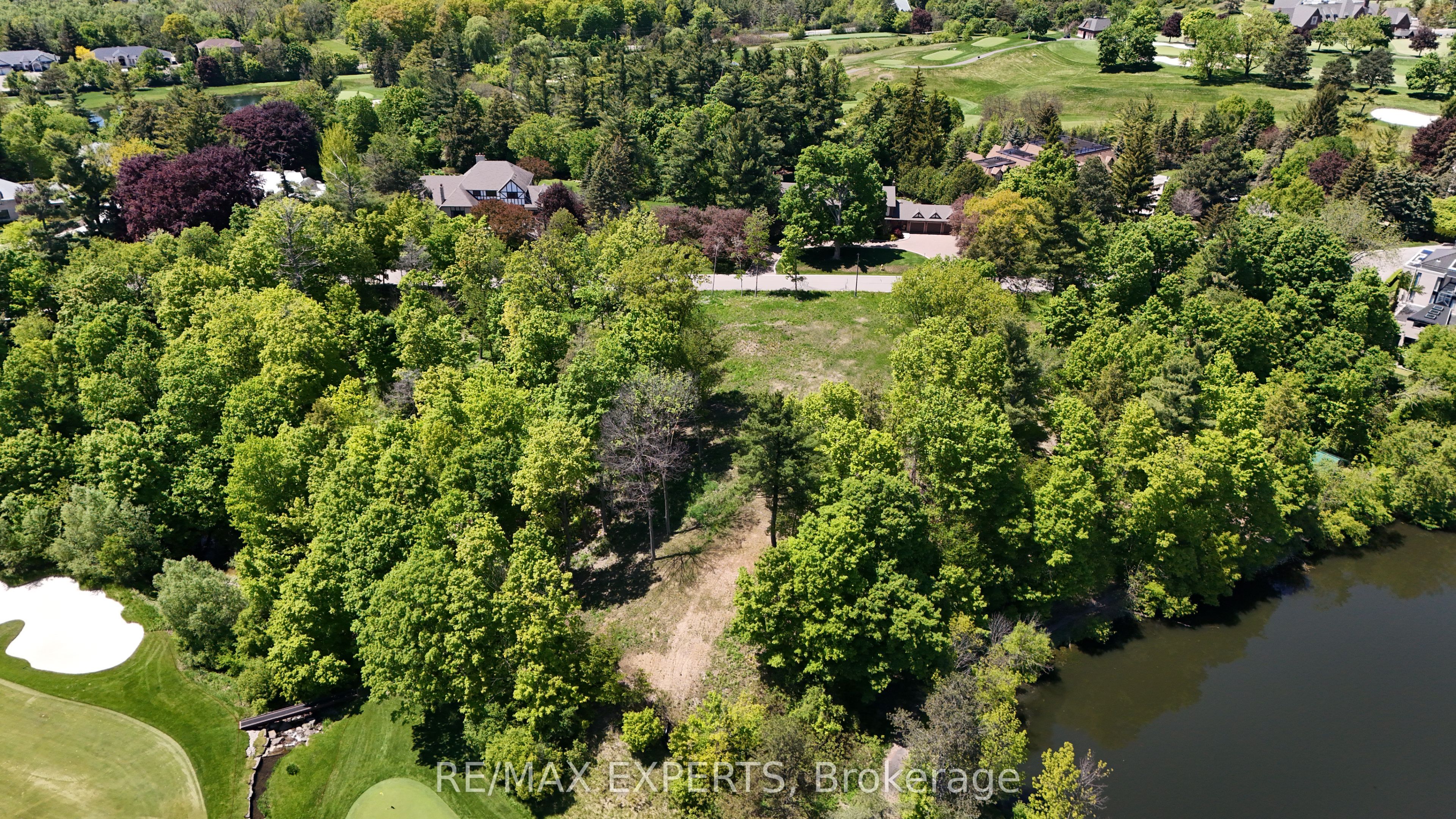 167 National Drive Property Photo 14