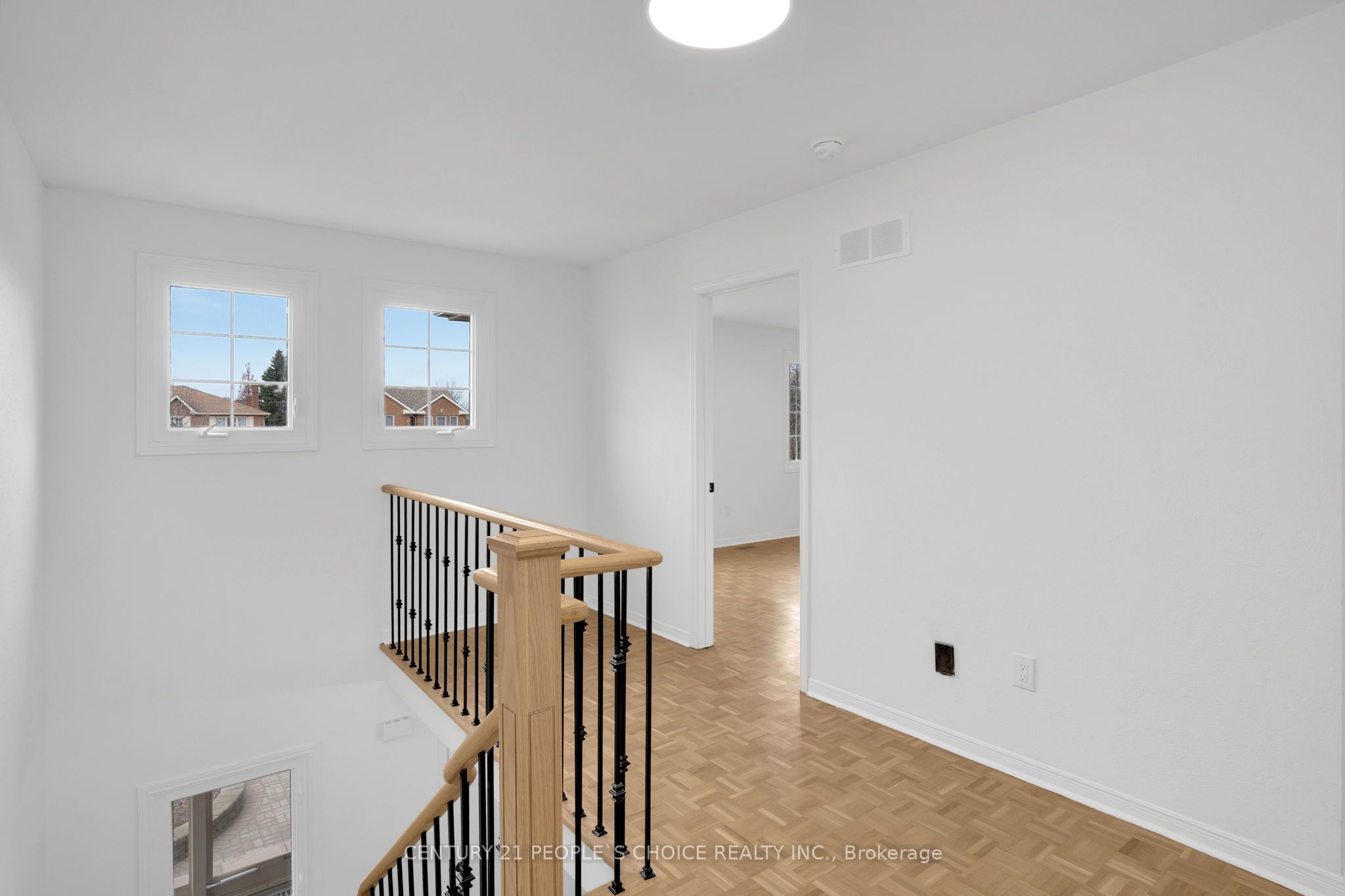 71 Links Road Property Photo 17