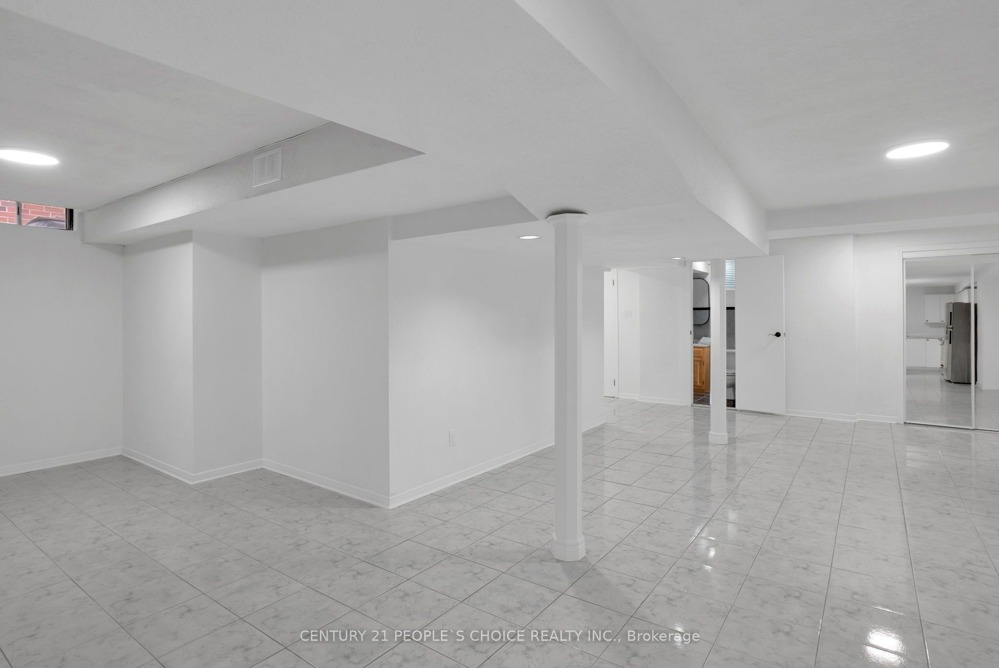 71 Links Road Property Photo 29