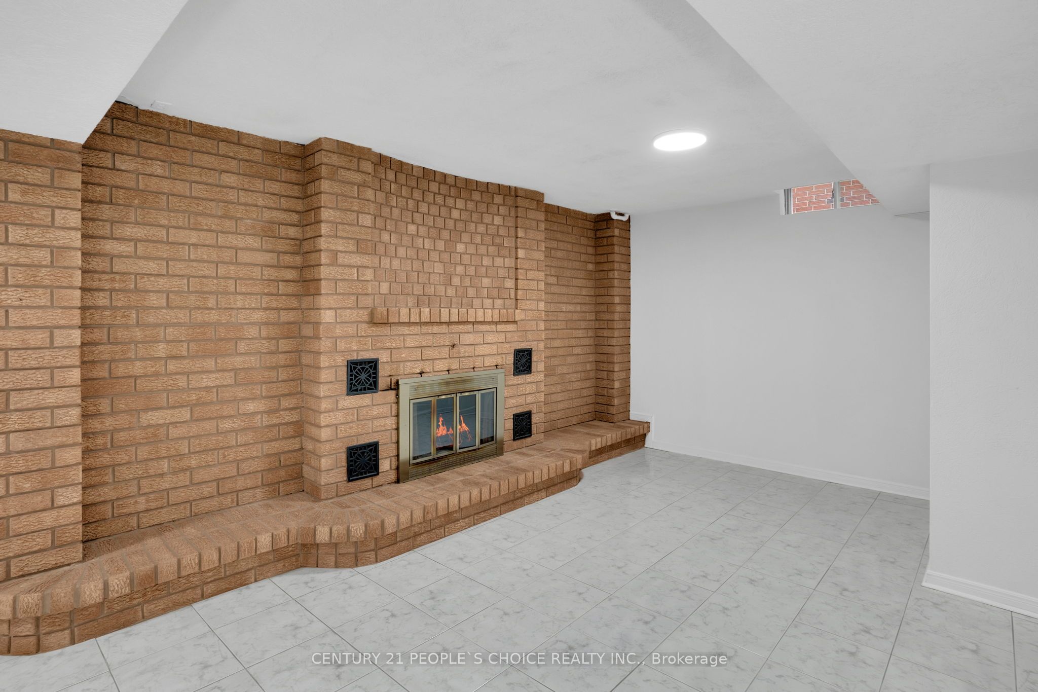 71 Links Road Property Photo 30