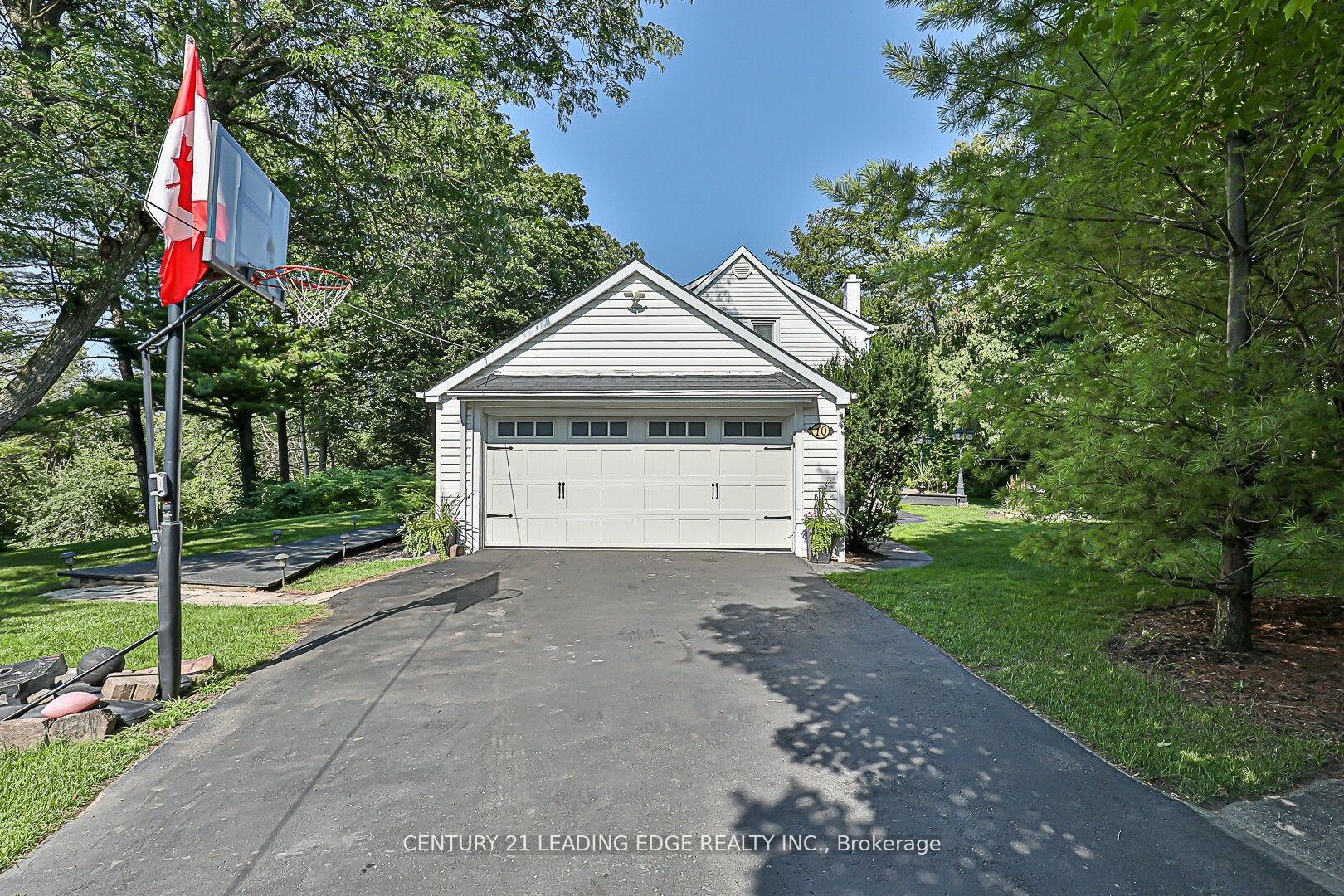 10 Yorkton Boulevard Property Photo 20