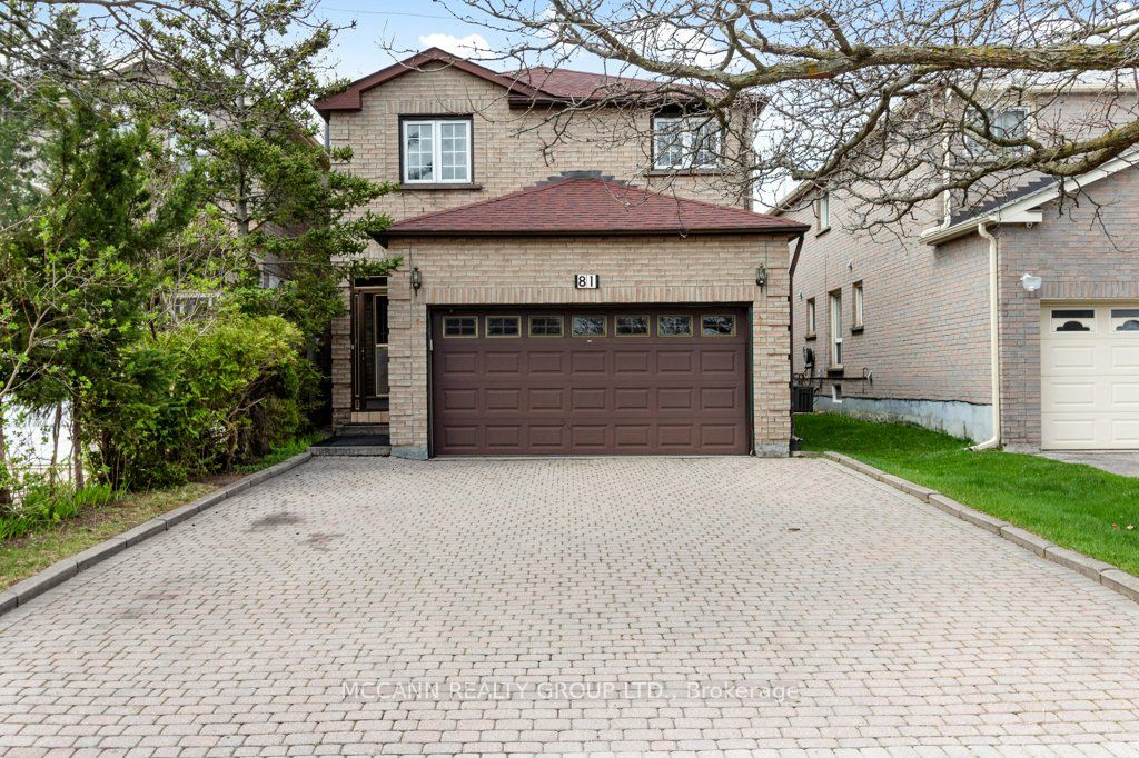 81 Stirling Cres Property Photo 1