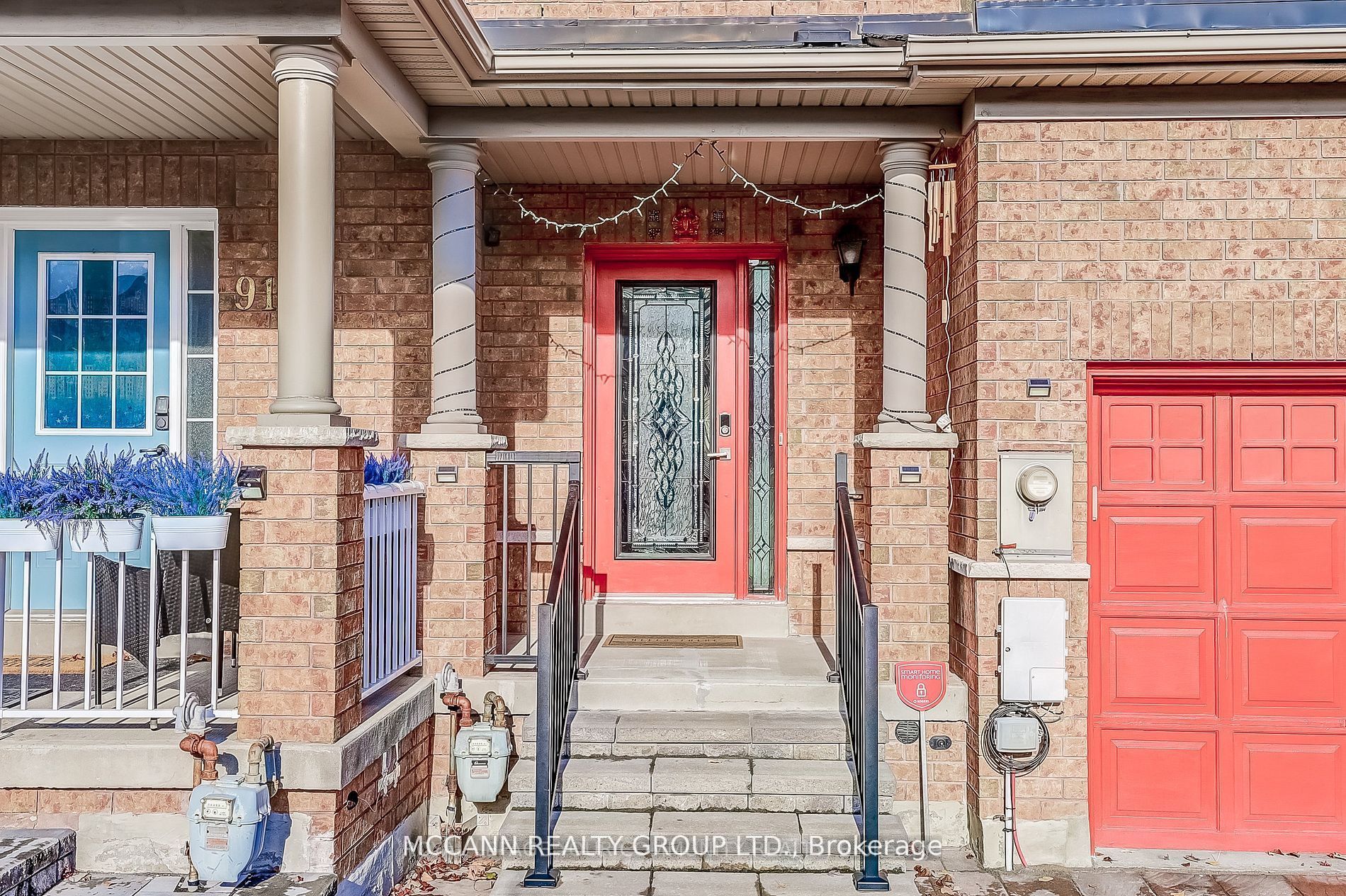 93 Revelstoke Crescent Property Photo 2