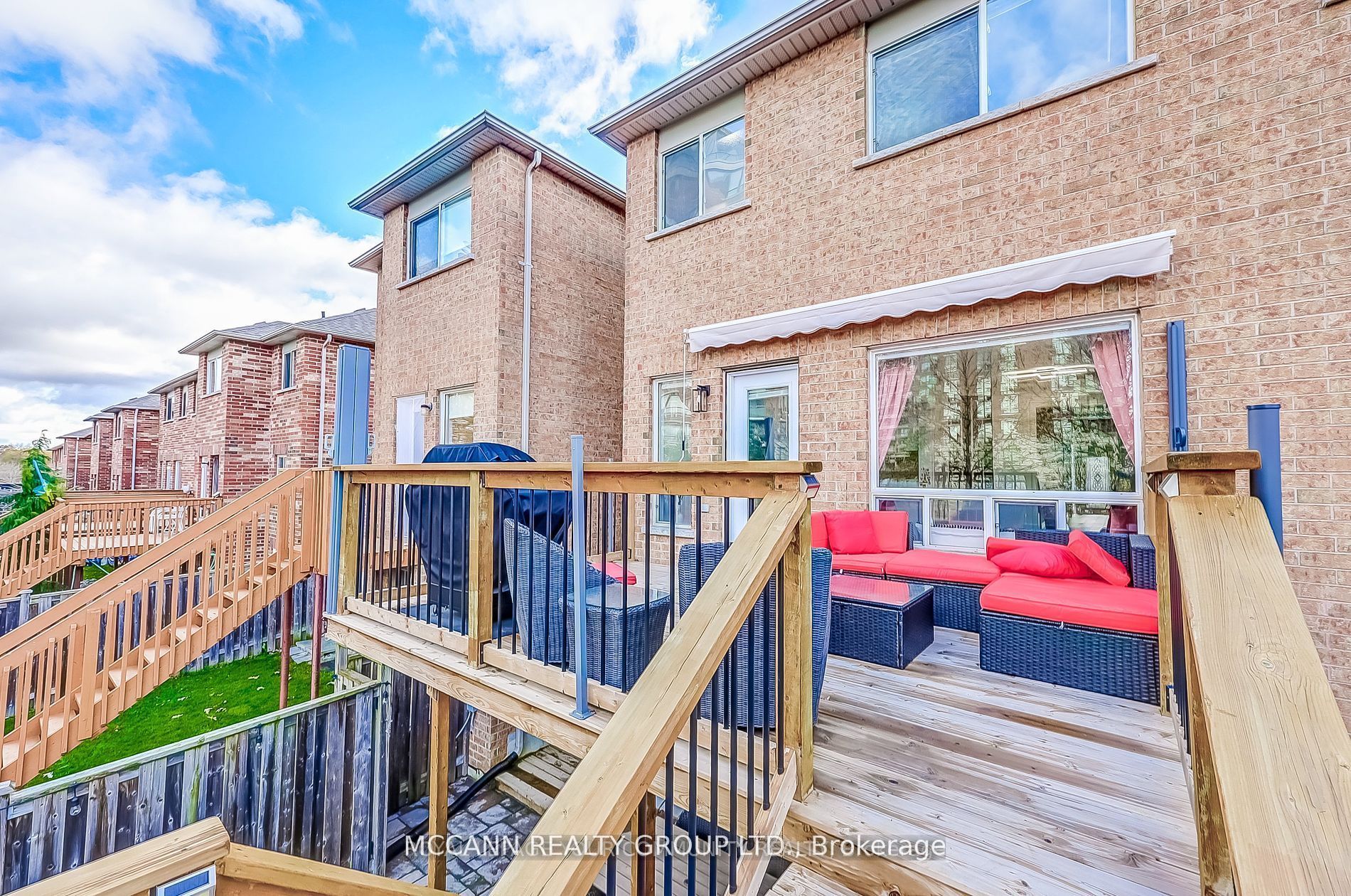 93 Revelstoke Crescent Property Photo 31