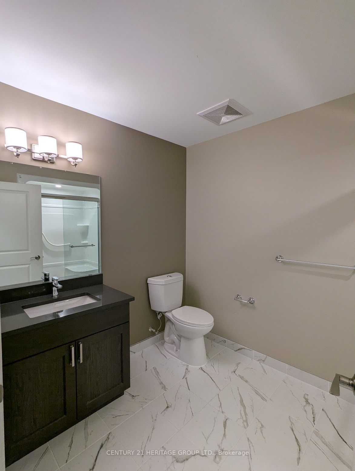 460 William Graham Drive 115 Property Photo 12