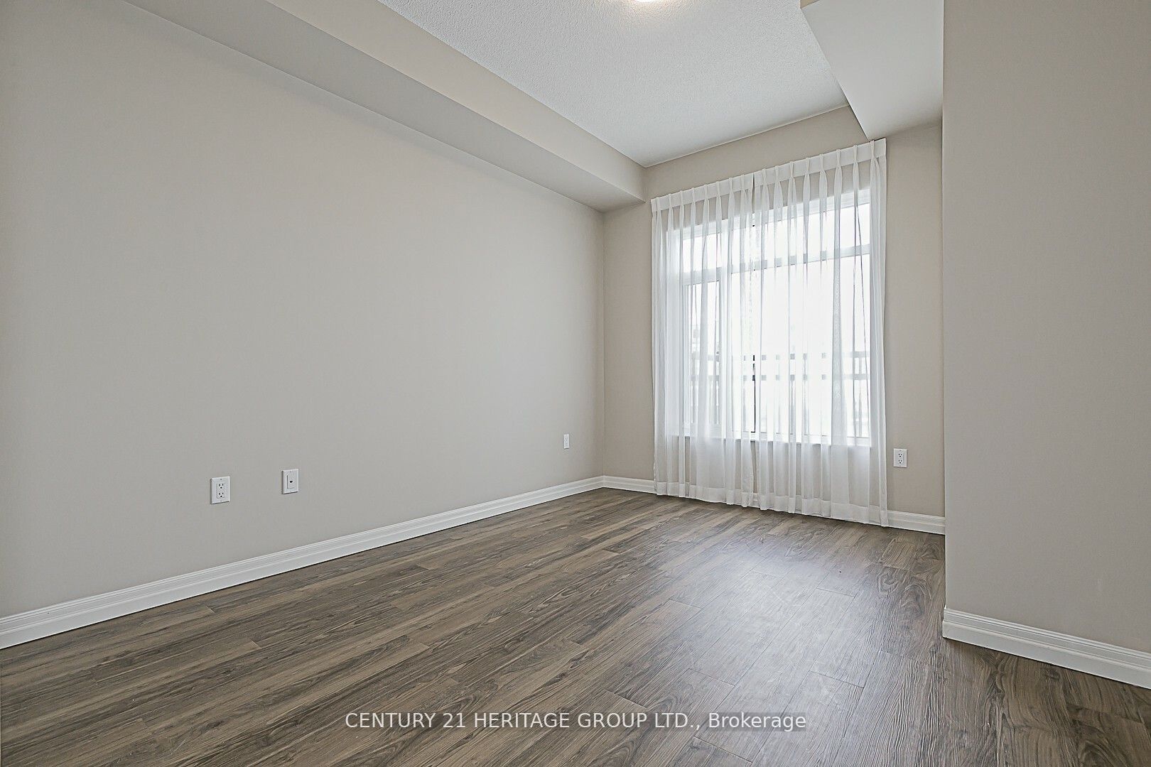 460 William Graham Drive 115 Property Photo 14