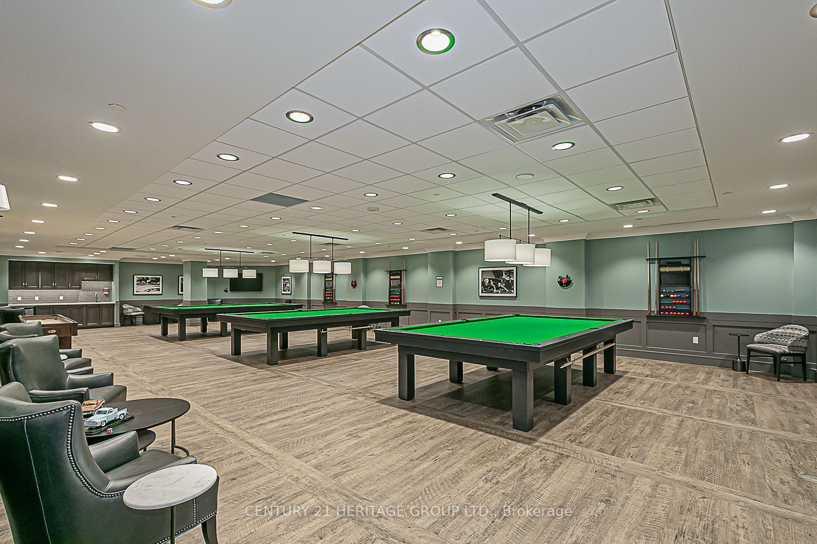 460 William Graham Drive 115 Property Photo 32