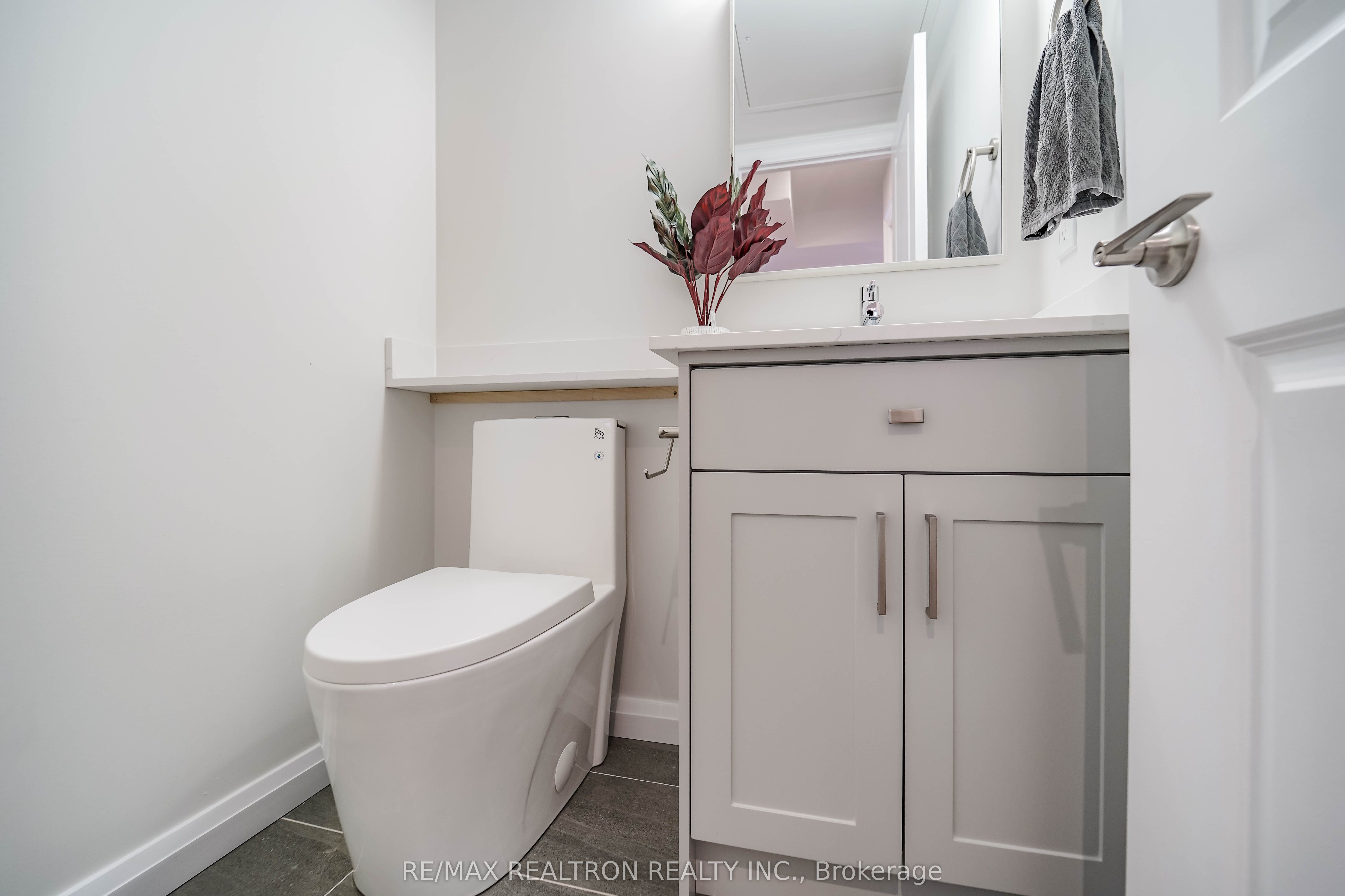 75 Weldrick Road E 102 Property Photo 17