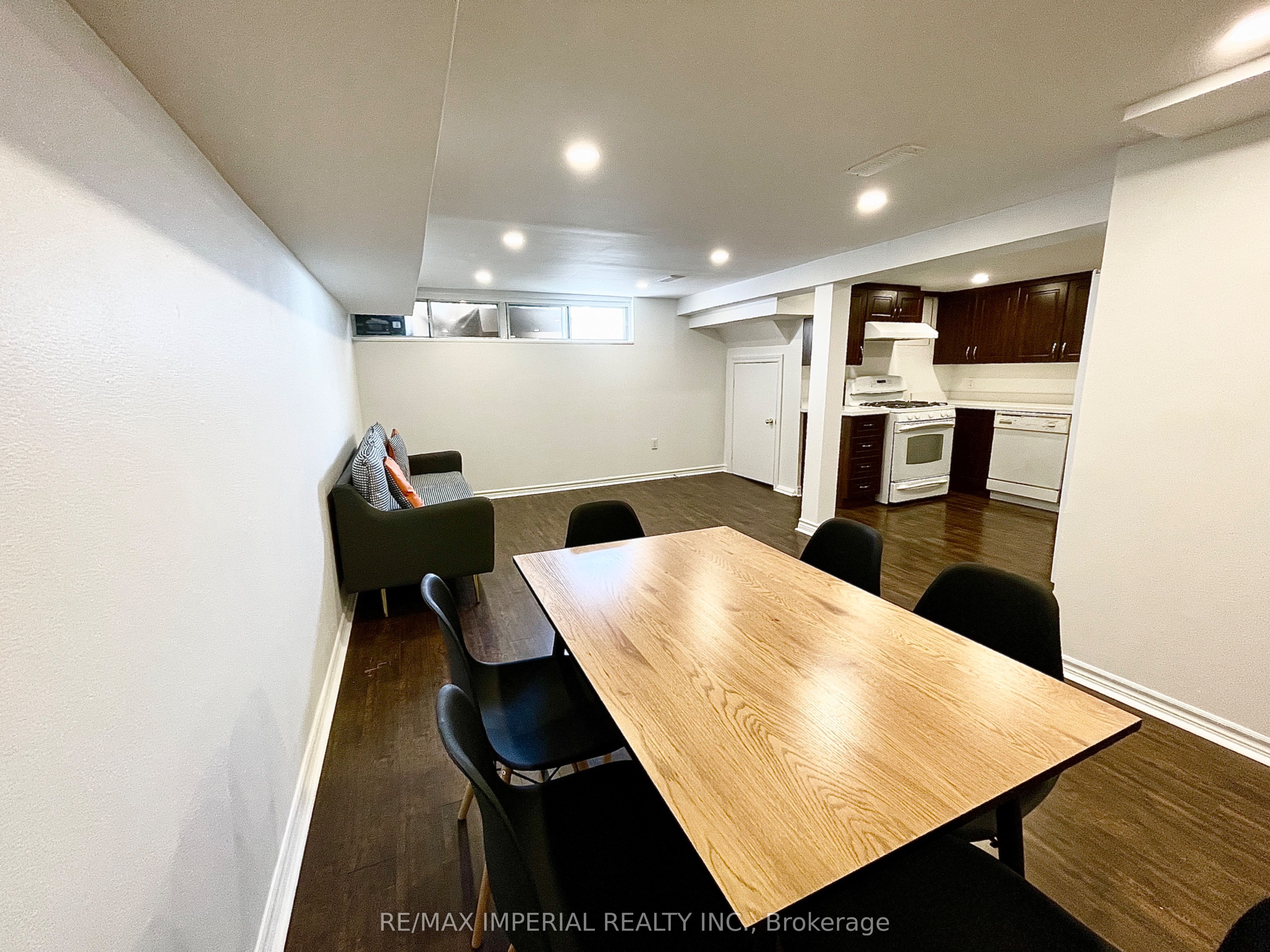 254 Browndale Crescent Bsmt Property Photo 5