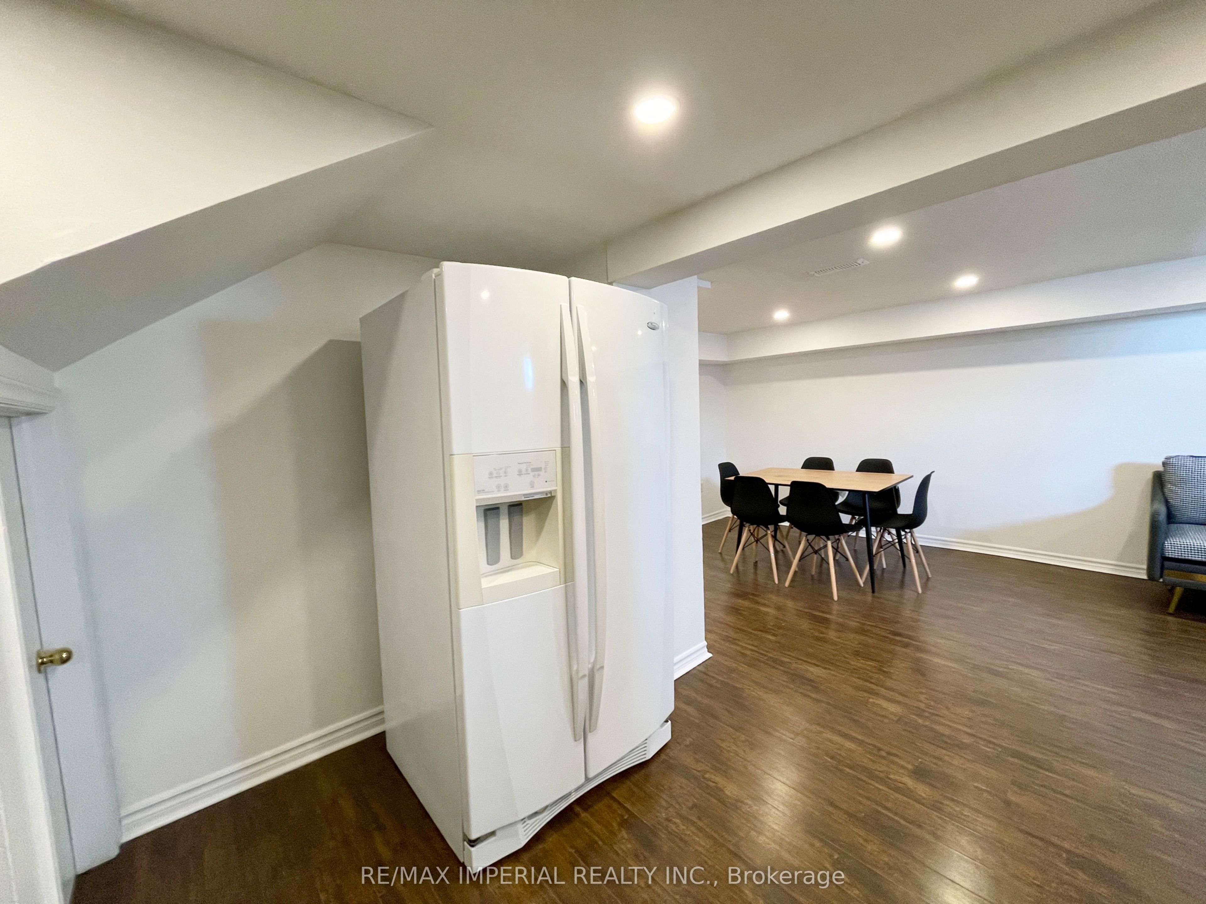 254 Browndale Crescent Bsmt Property Photo 7