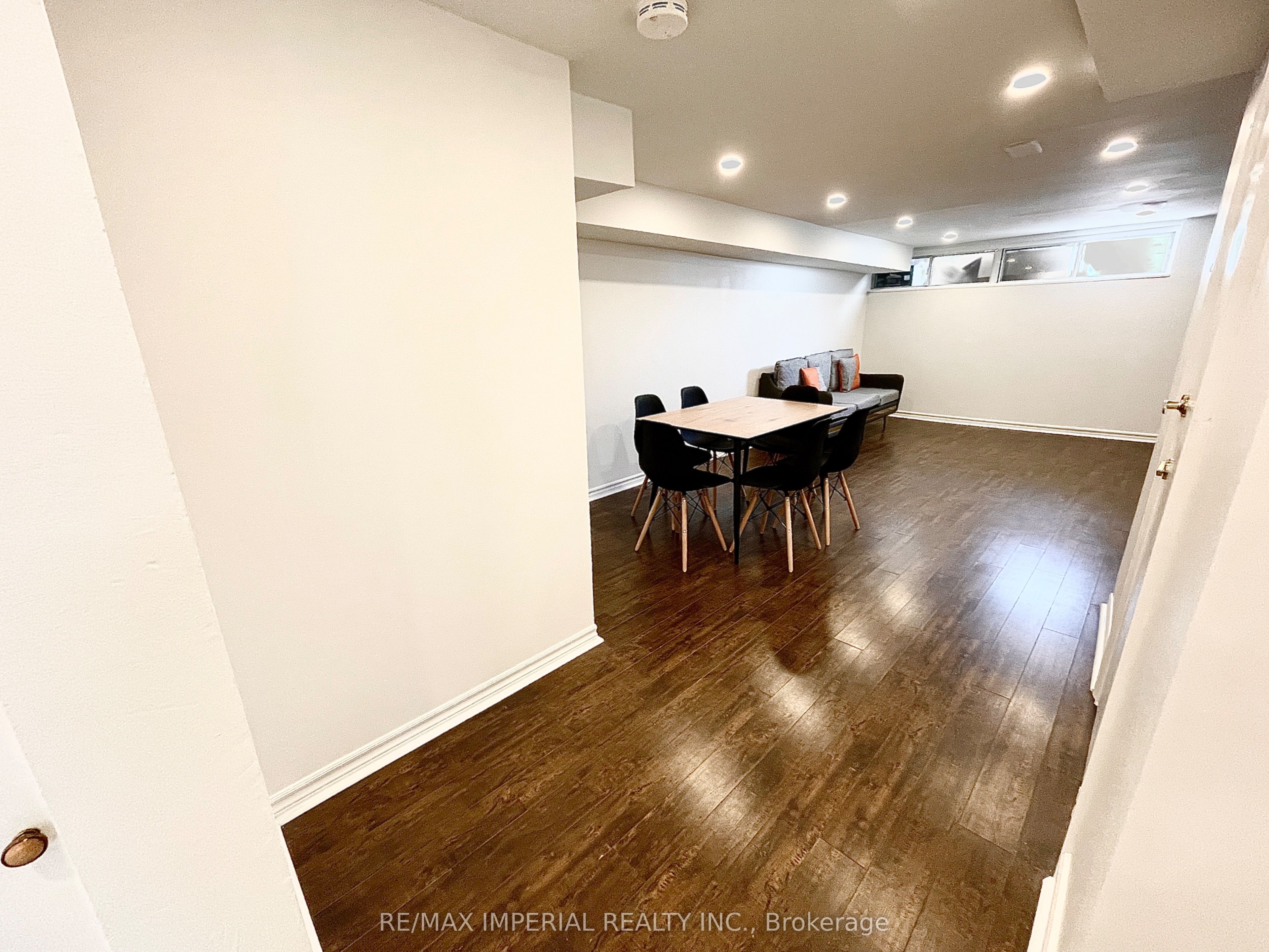 254 Browndale Crescent Bsmt Property Photo 8