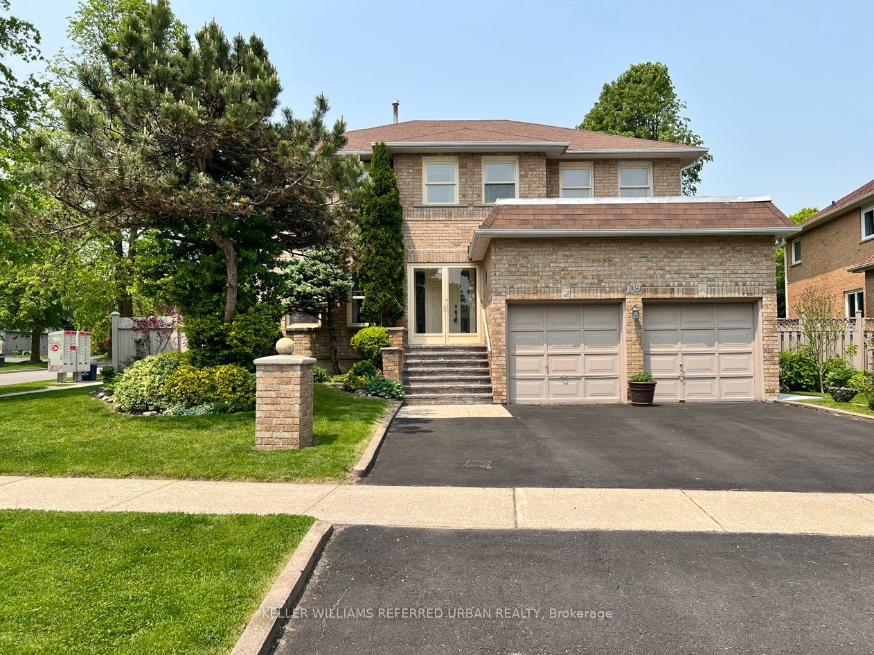 109 Topham Cres Property Photo 1