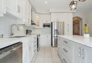 669 Sweetwater Crescent Property Photo 14