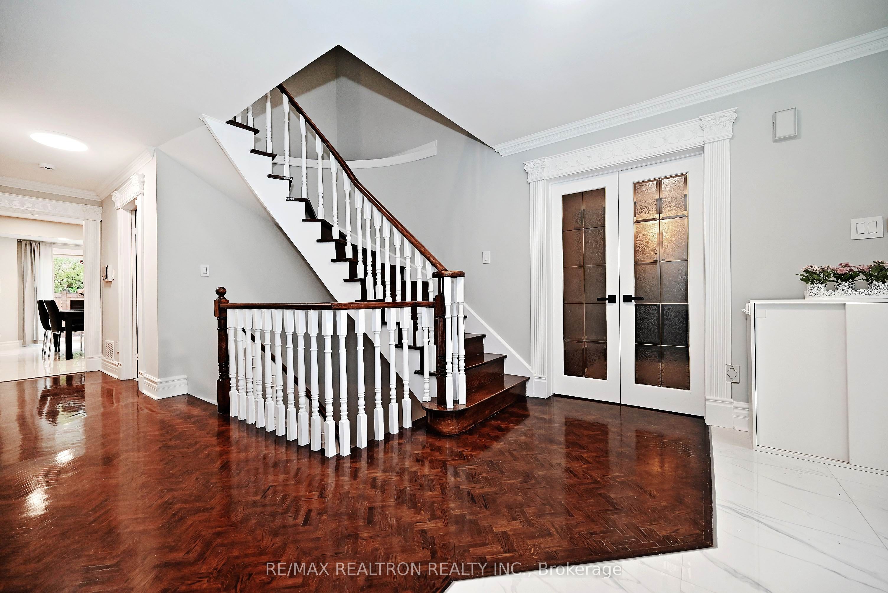 427 Mill Street Property Photo 9