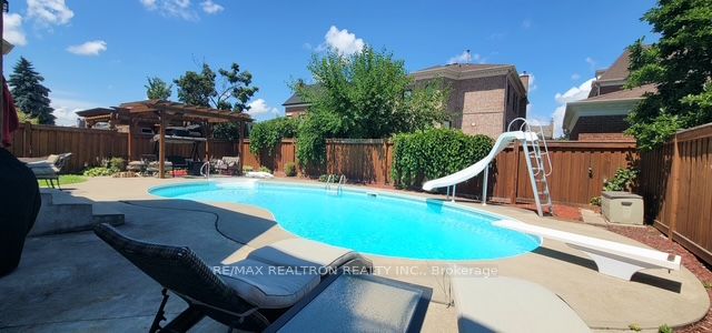 427 Mill Street Property Photo 45
