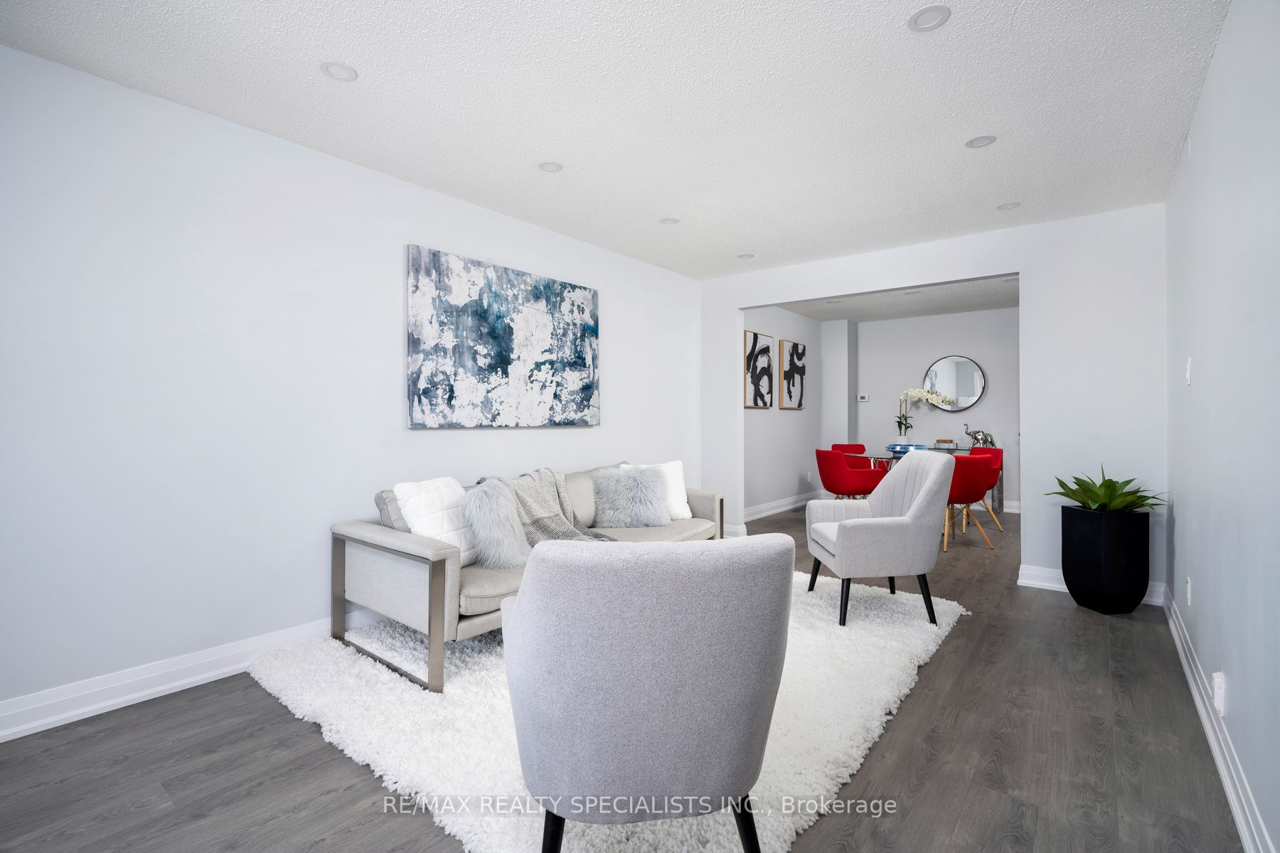 #upper - 25 Twinberry Crescent Property Photo 11