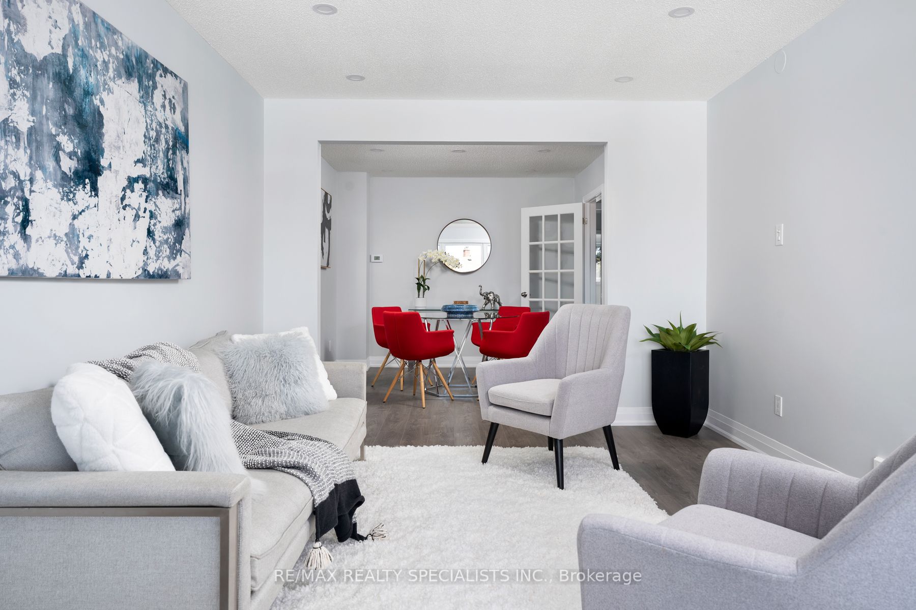 #upper - 25 Twinberry Crescent Property Photo 12