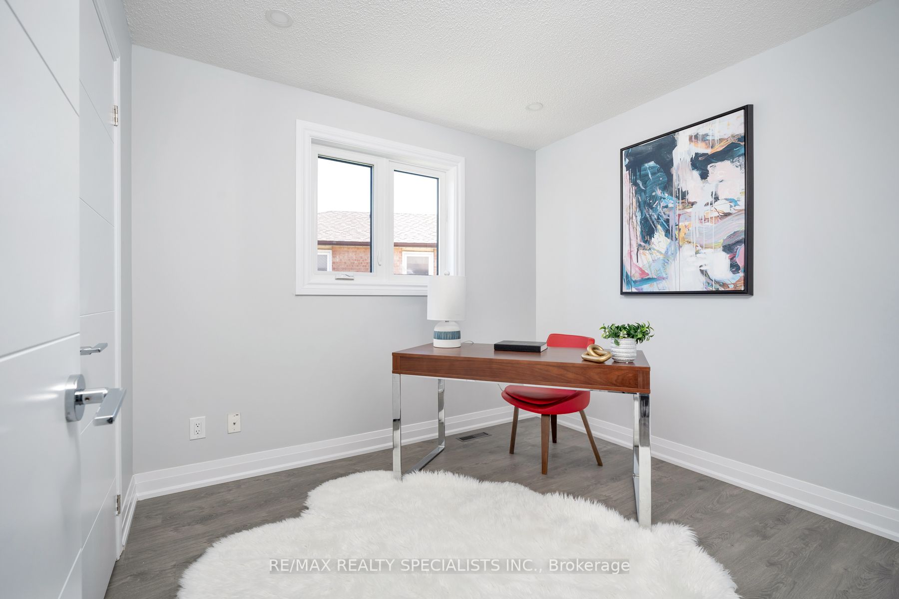 #upper - 25 Twinberry Crescent Property Photo 34