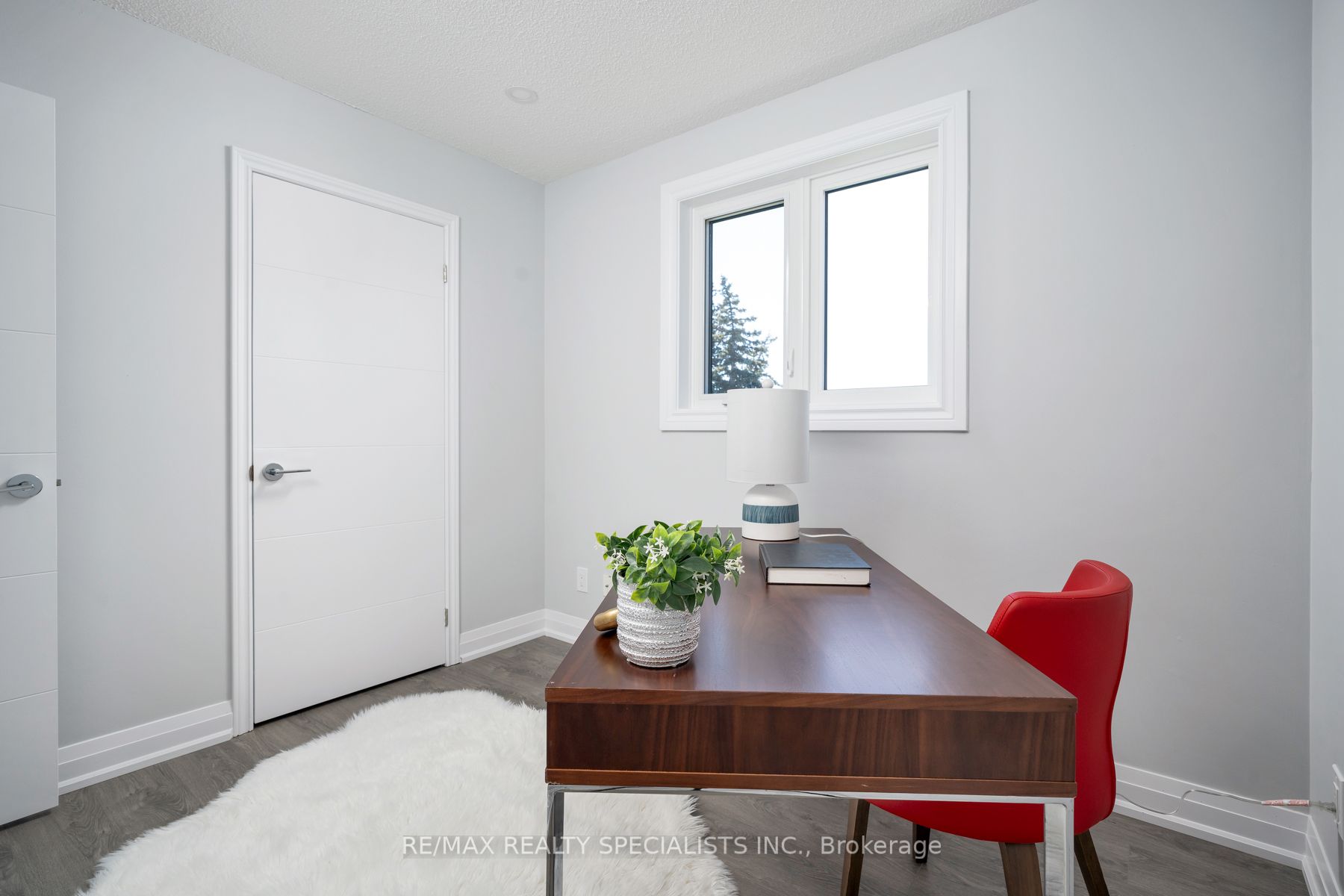#upper - 25 Twinberry Crescent Property Photo 35