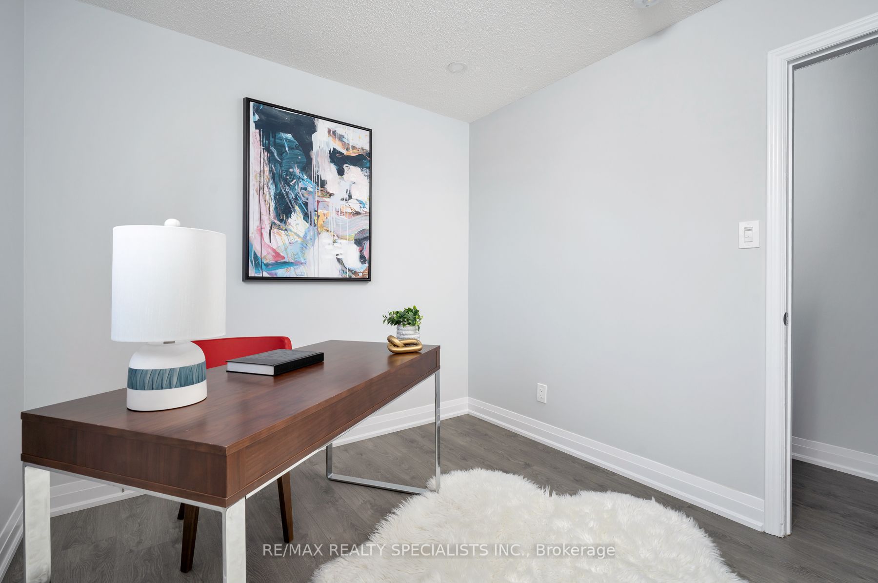 #upper - 25 Twinberry Crescent Property Photo 36