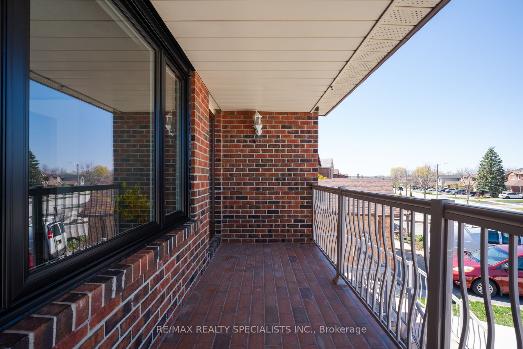 #upper - 25 Twinberry Crescent Property Photo 40
