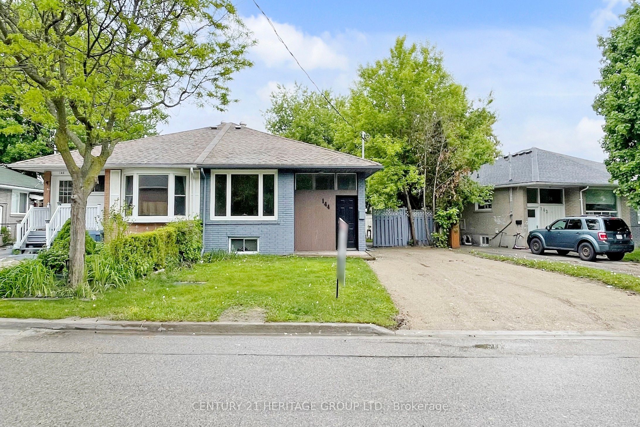 144 Maurice Court Property Photo 1