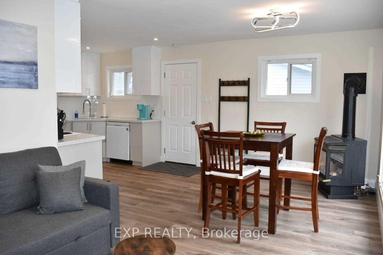 9 Balson Boulevard Property Photo 3