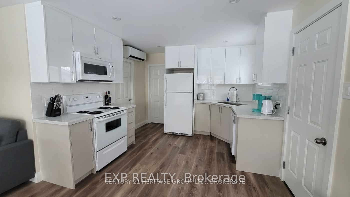 9 Balson Boulevard Property Photo 4
