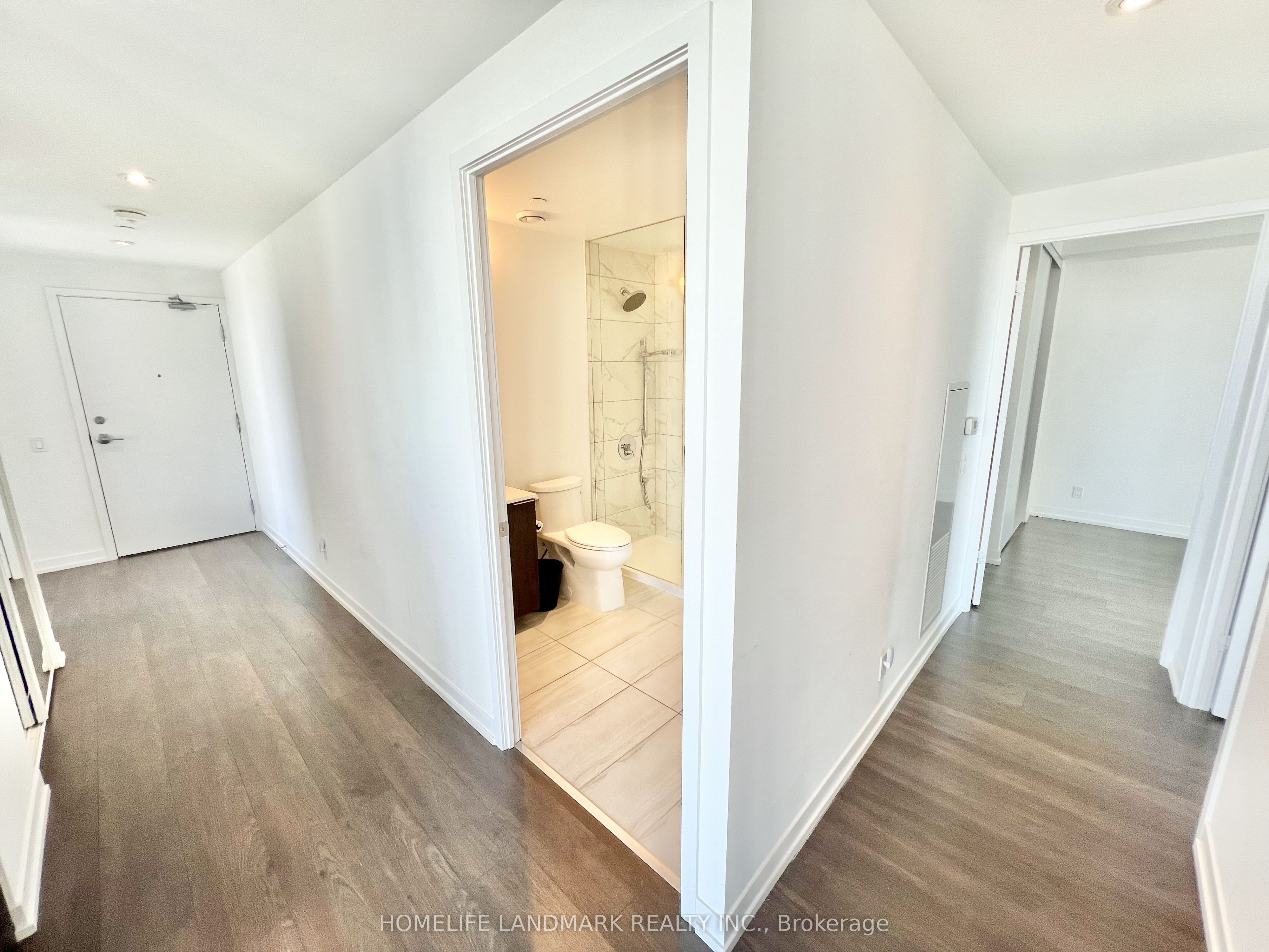 #3702 - 5 Buttermill Avenue Property Photo 15
