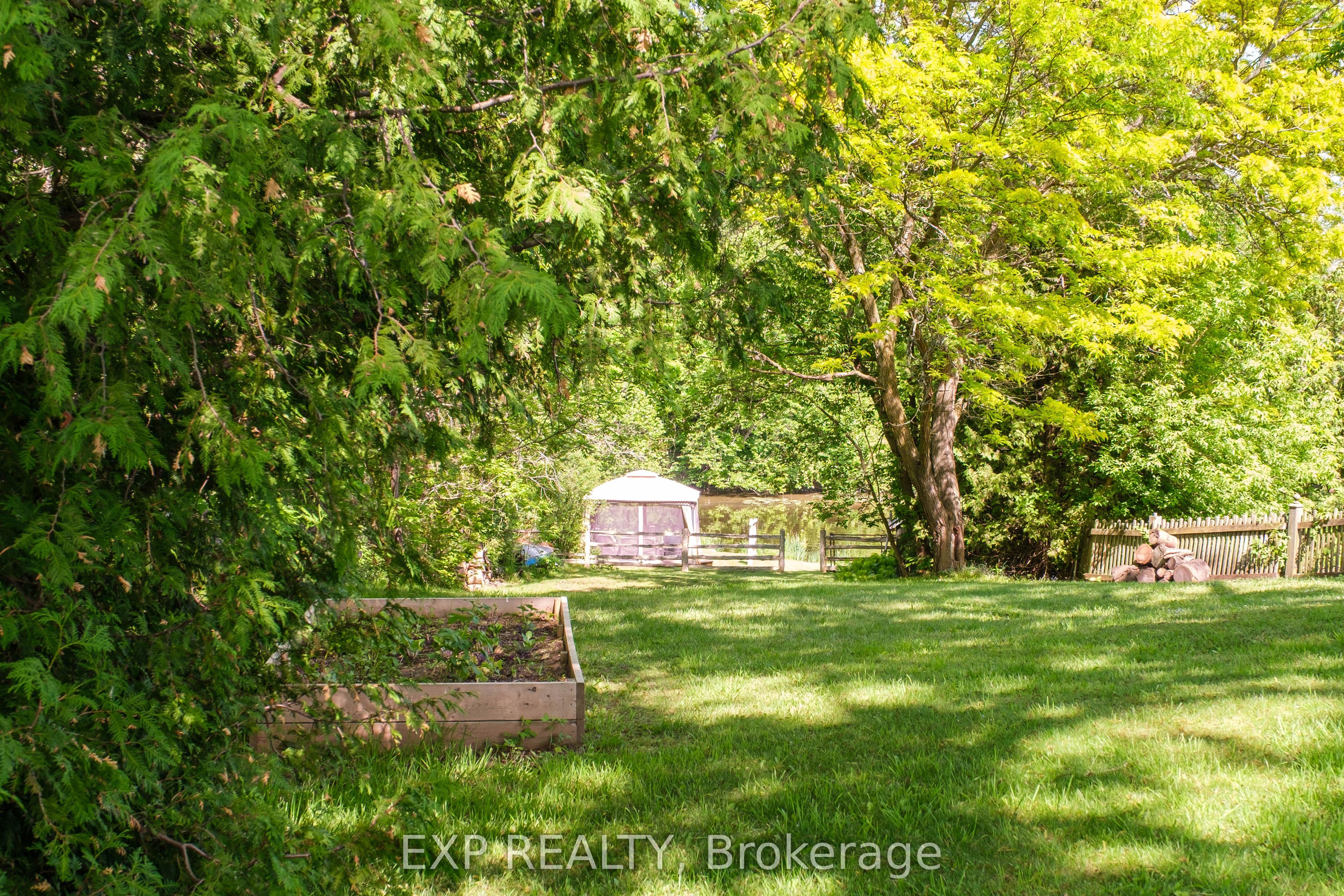 145 High Street Property Photo 34