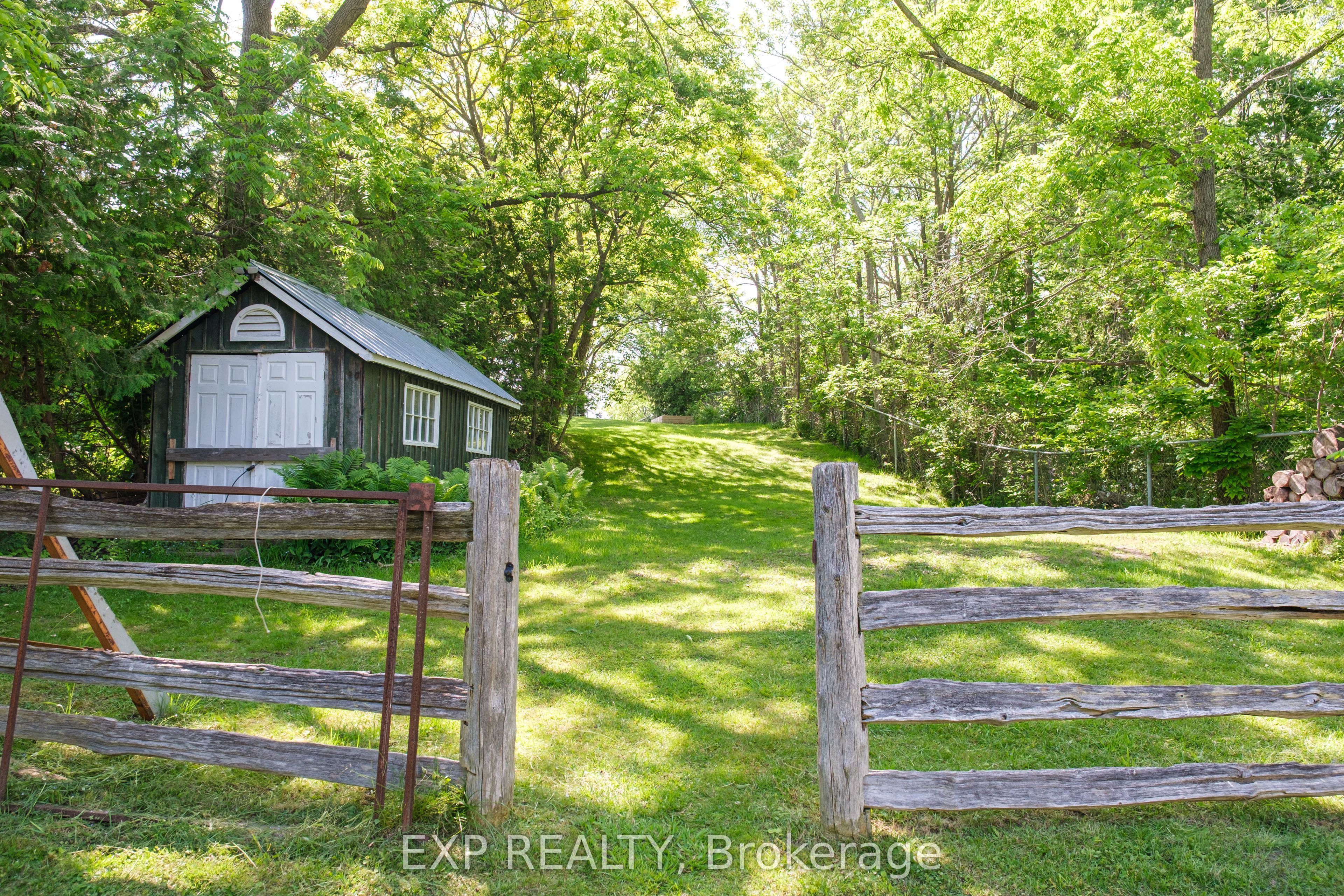 145 High Street Property Photo 36