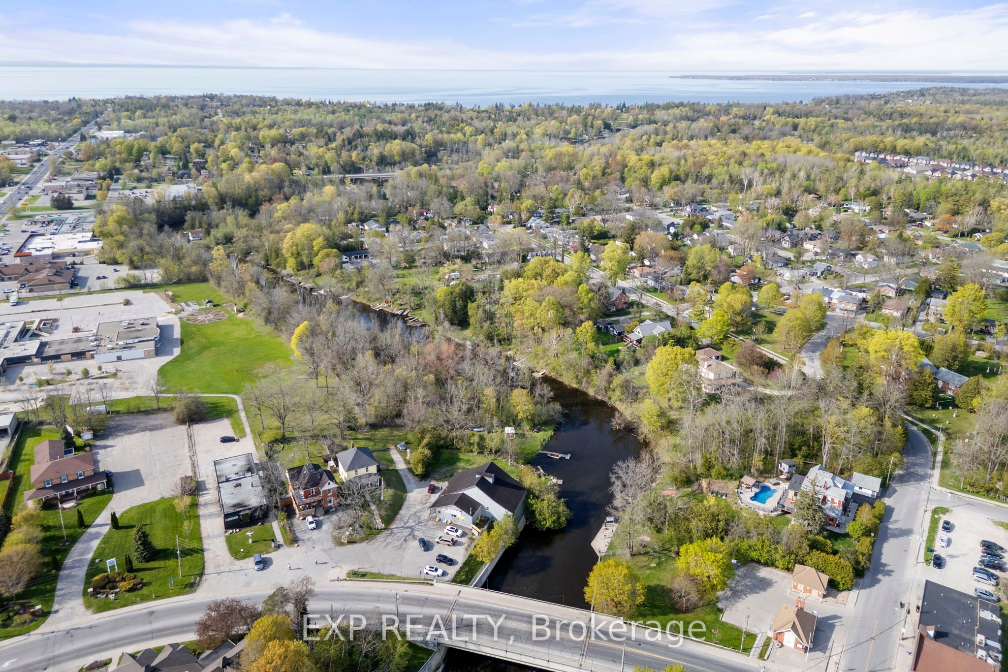 145 High Street Property Photo 41