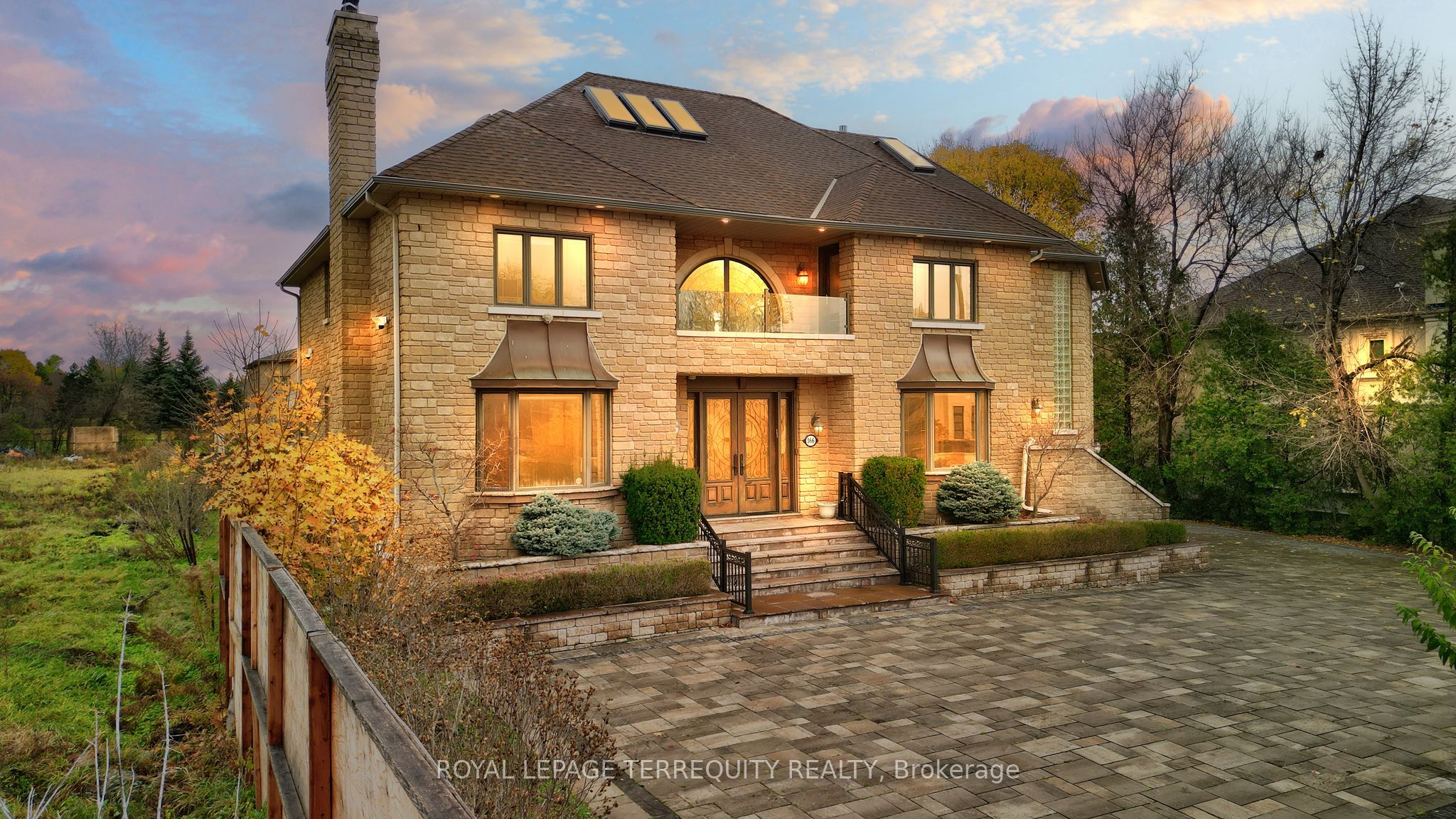 166 Arnold Avenue Property Photo 1