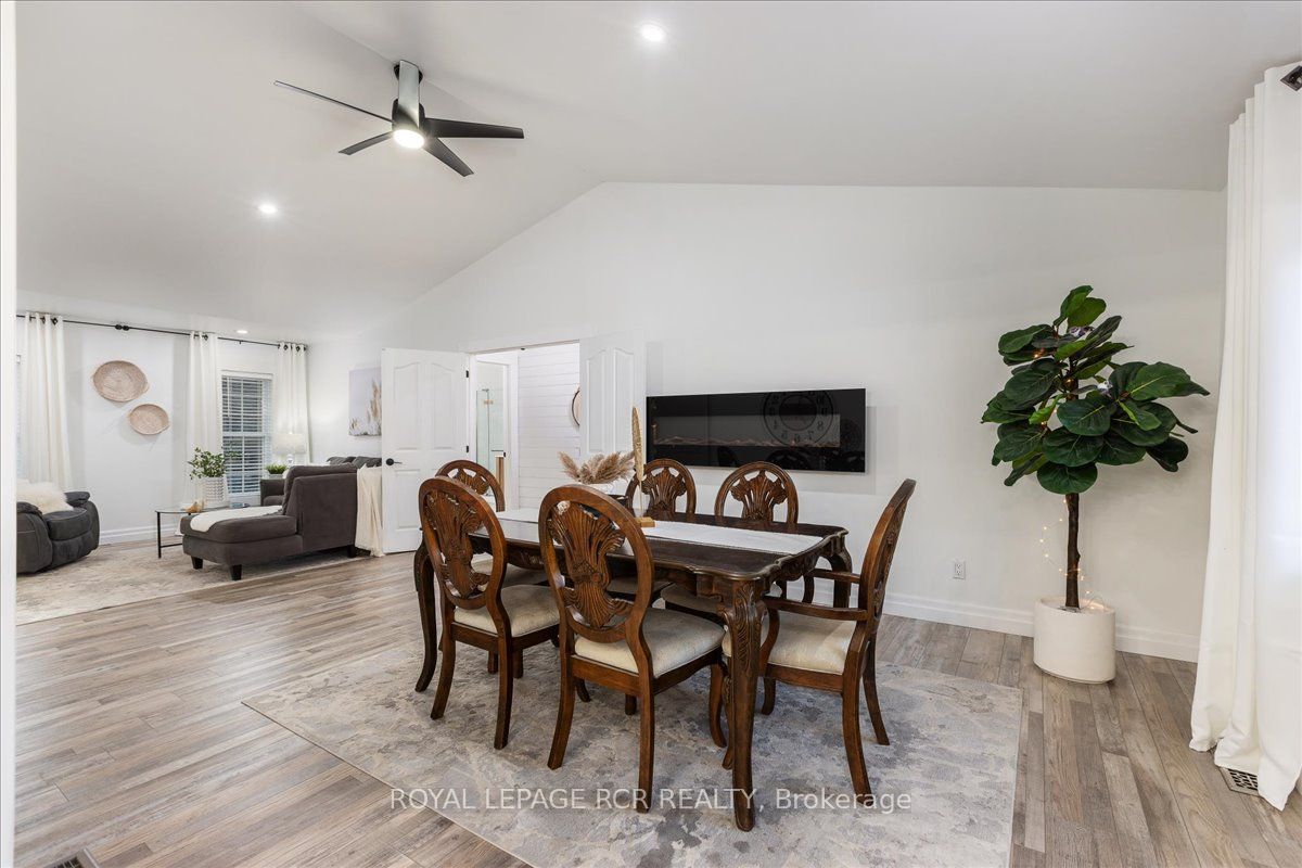 395 Sandford Road Property Photo 16