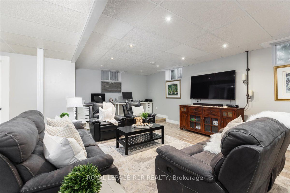 395 Sandford Road Property Photo 25