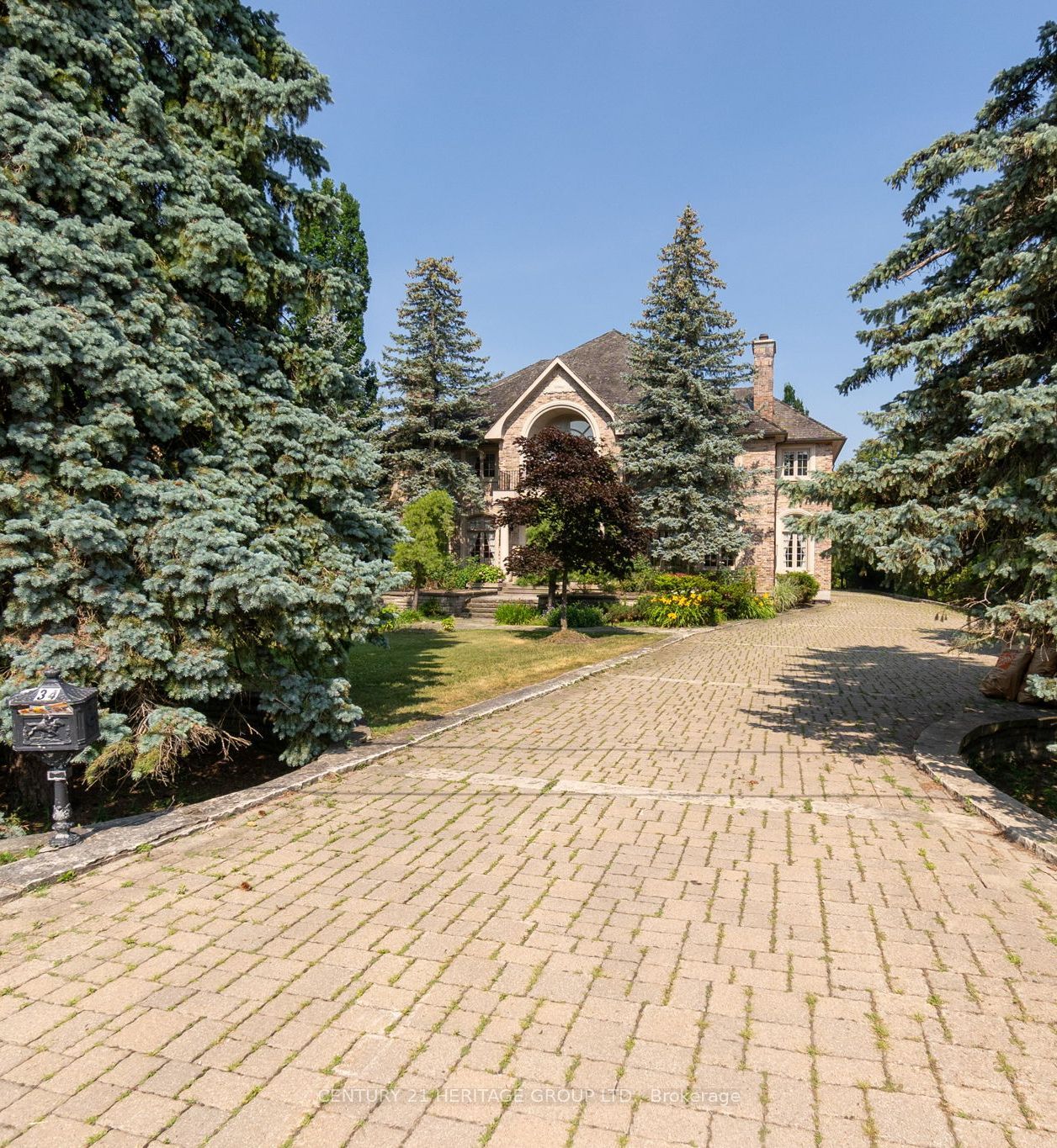 34 Maryvale Crescent Property Photo 1