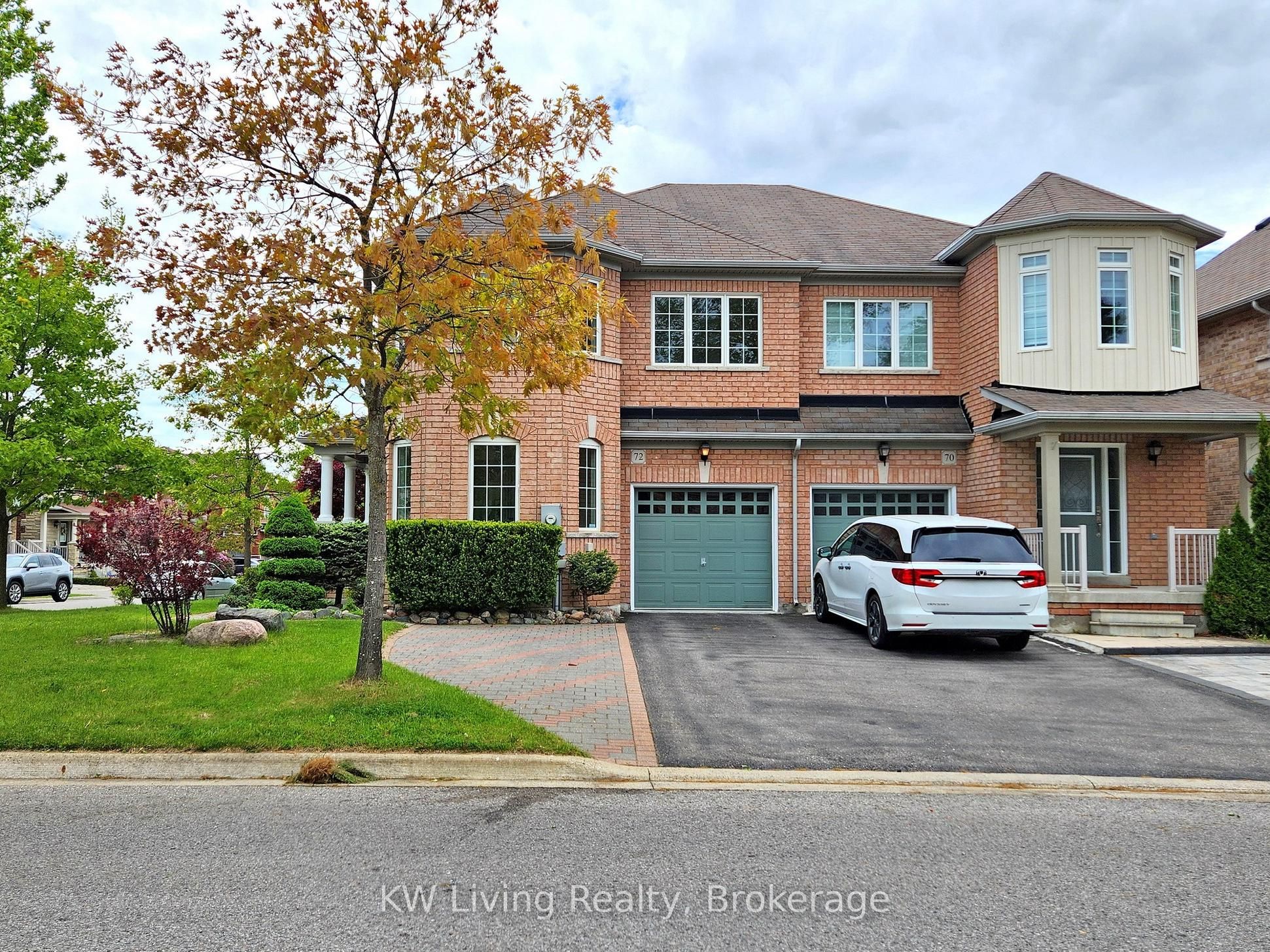 72 Duffin Drive Property Photo 1