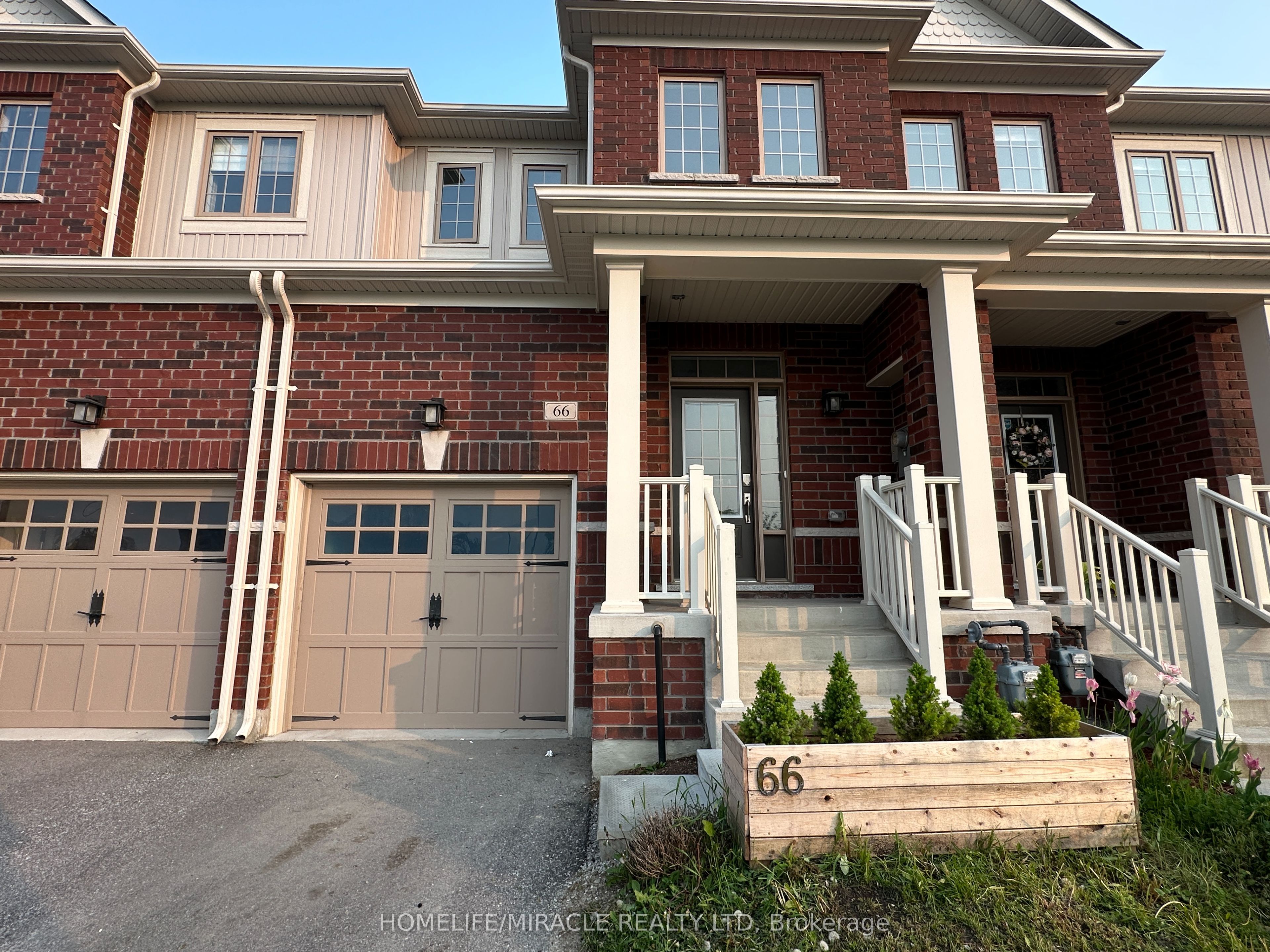 66 Clifford Crescent Property Photo 1