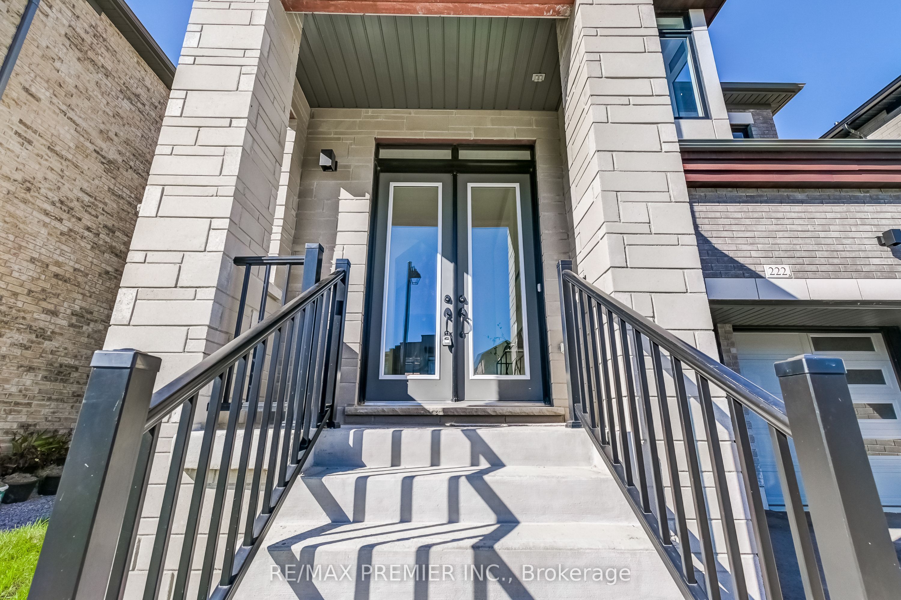 222 Mckean Drive Property Photo 6