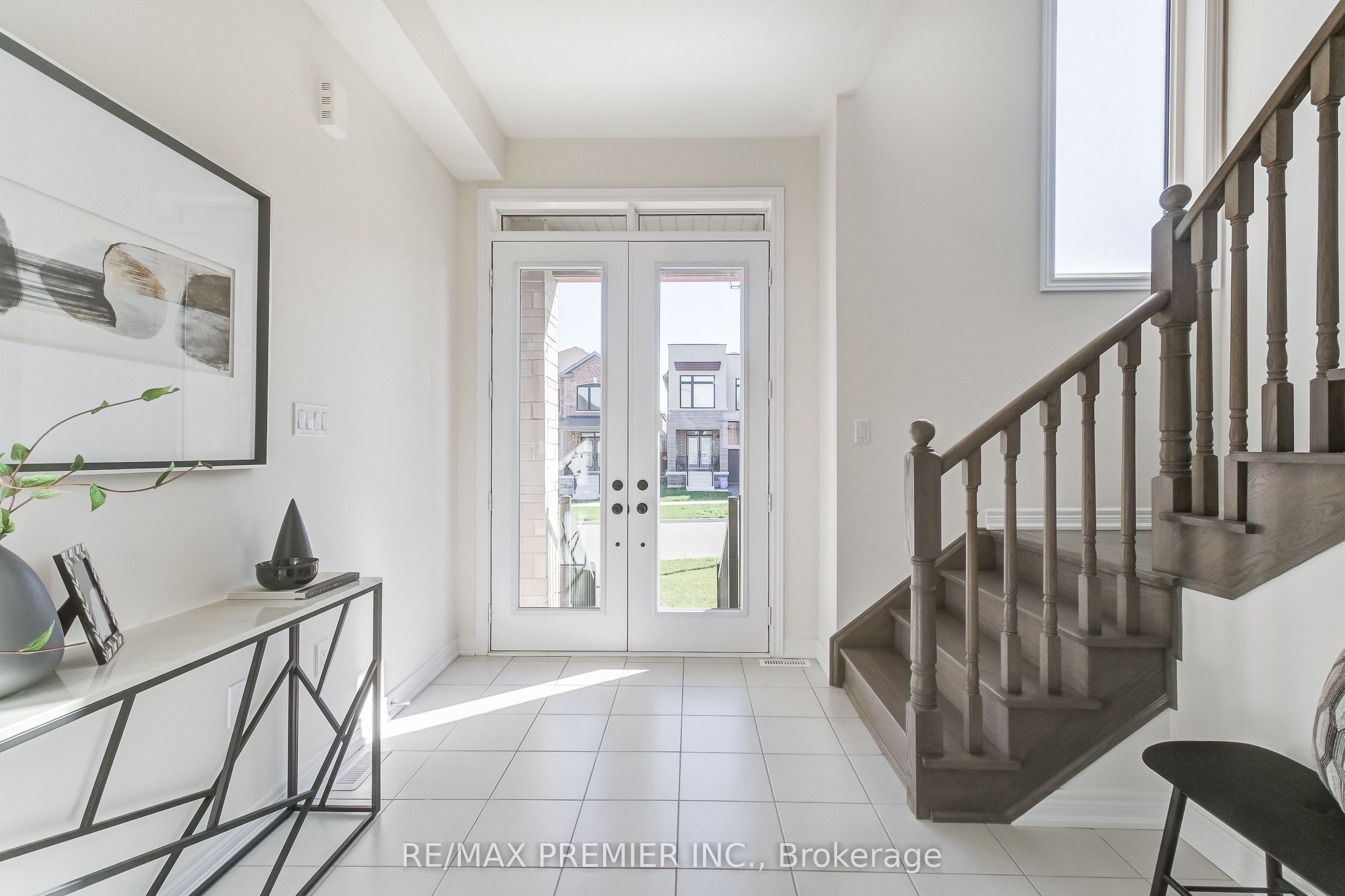 222 Mckean Drive Property Photo 7