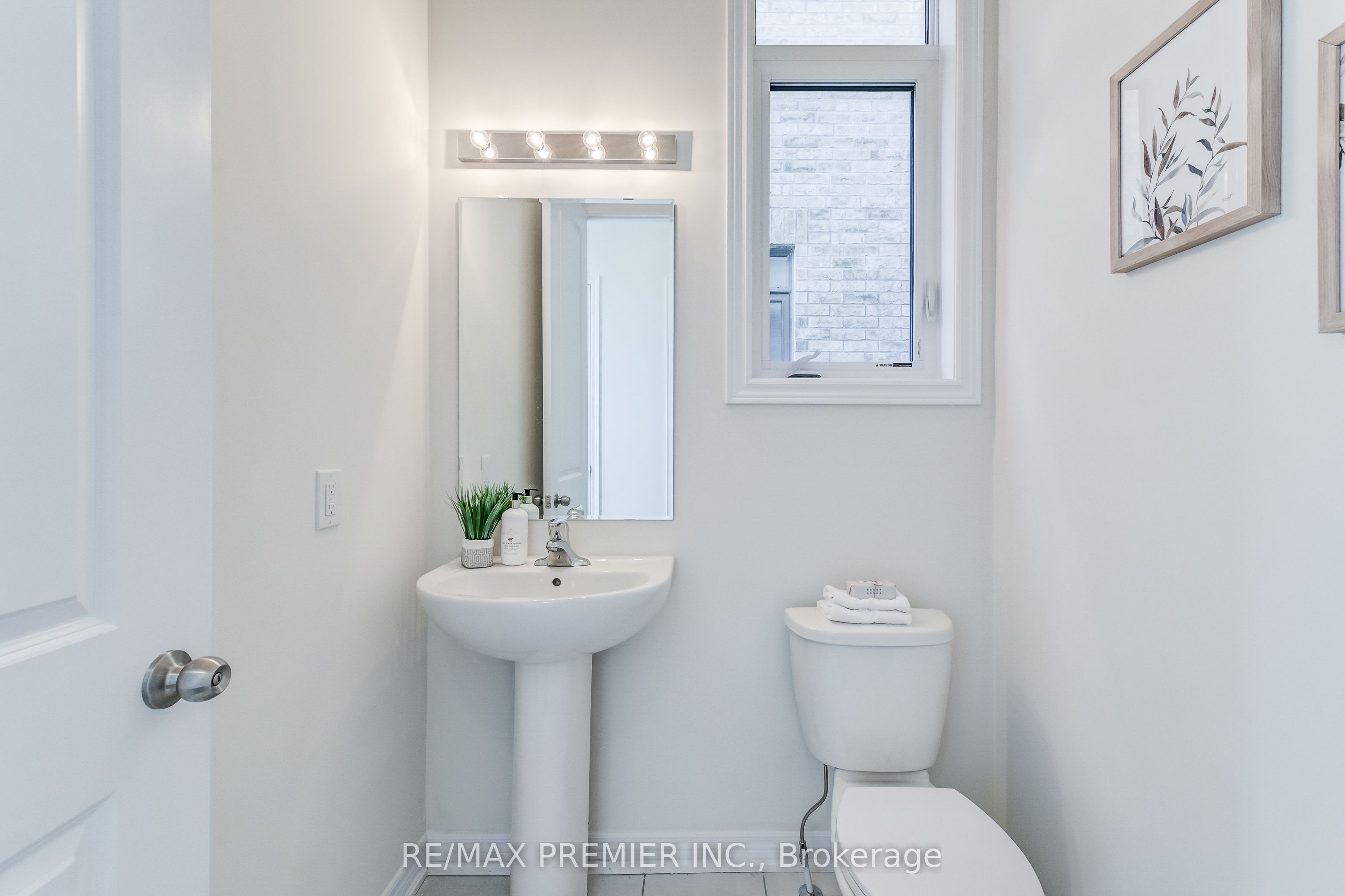 222 Mckean Drive Property Photo 9