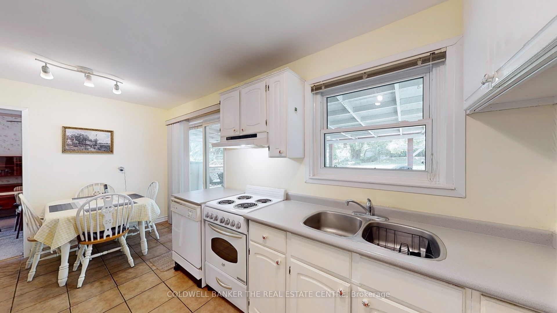 122 Valleyview Crescent Property Photo 7