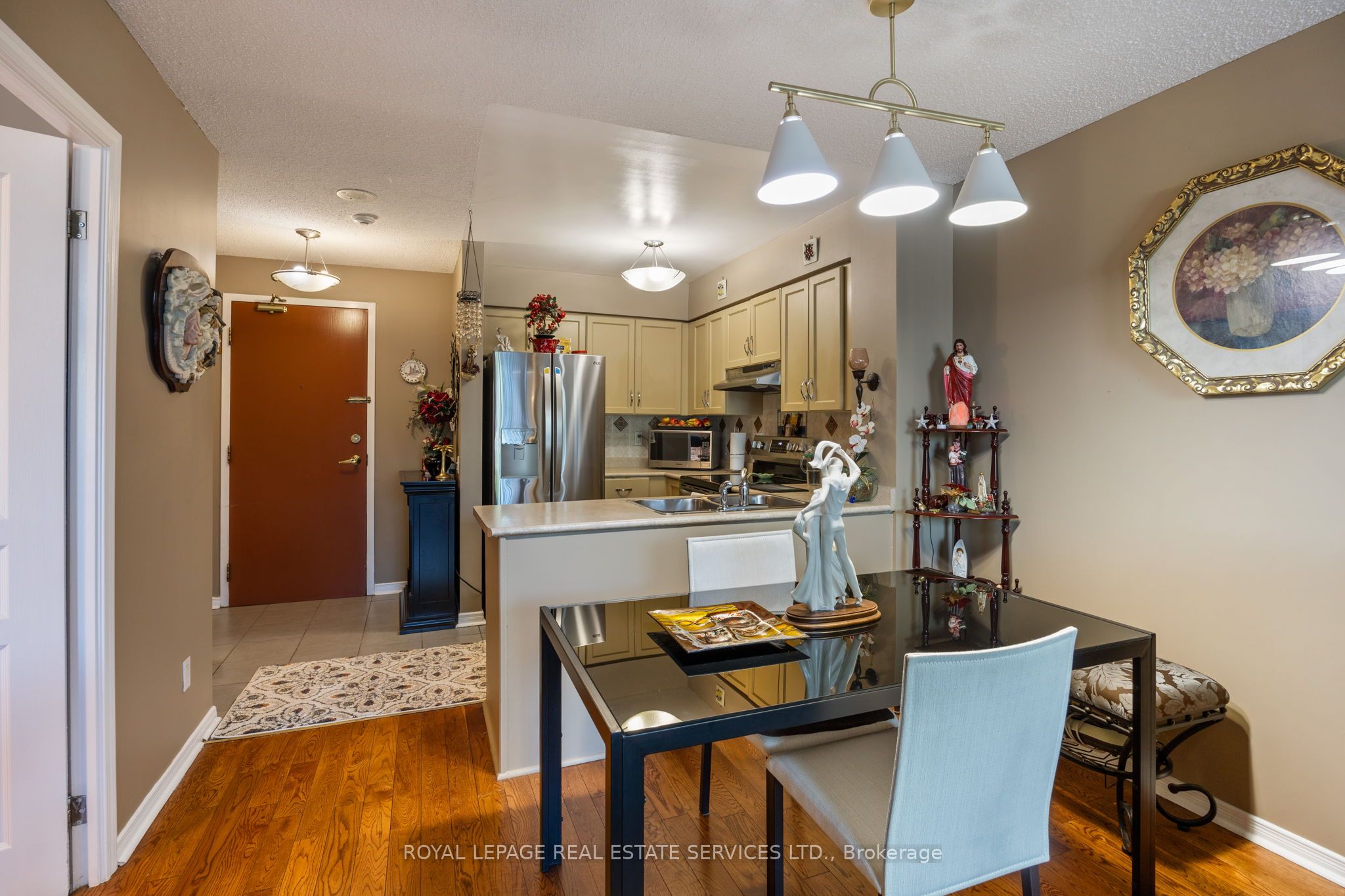 9 Northern Heights Drive 101 Property Photo 17