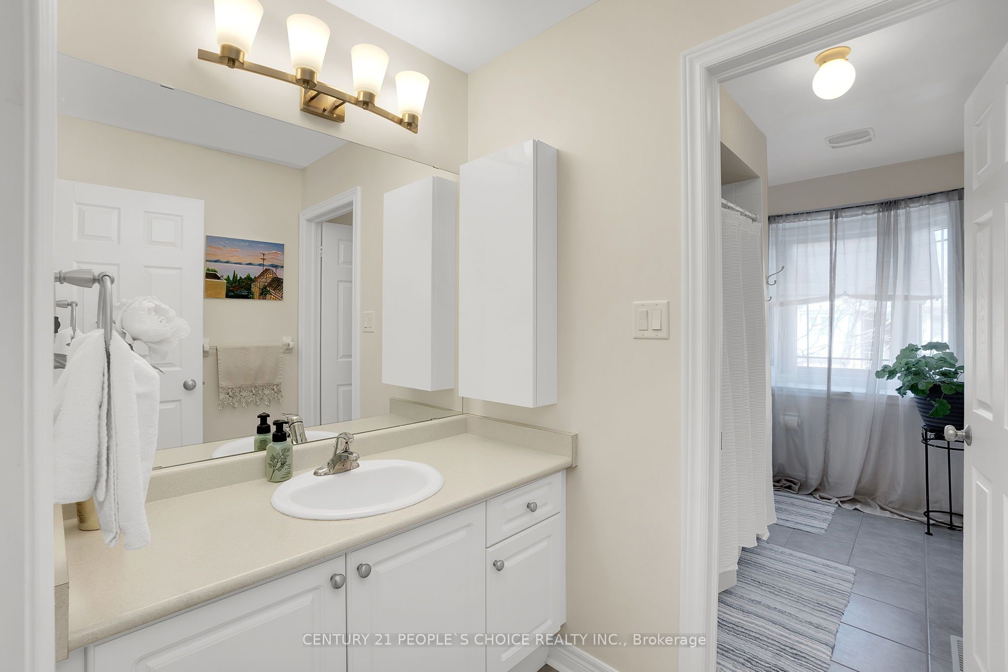 160 Carrier Crescent Property Photo 18