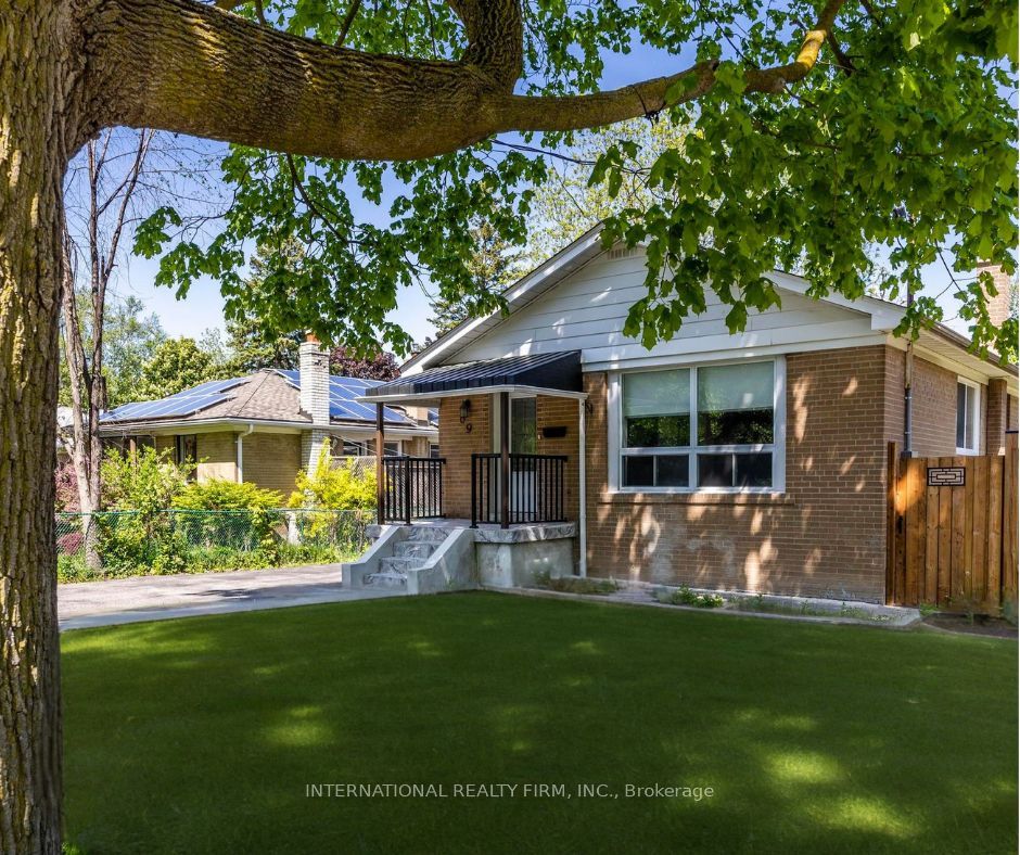 69 Bayview Parkway Property Photo 1