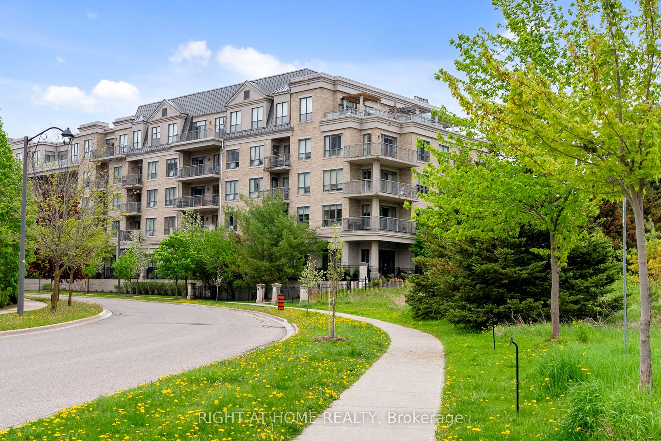 180 John West Way 422 Property Photo 1