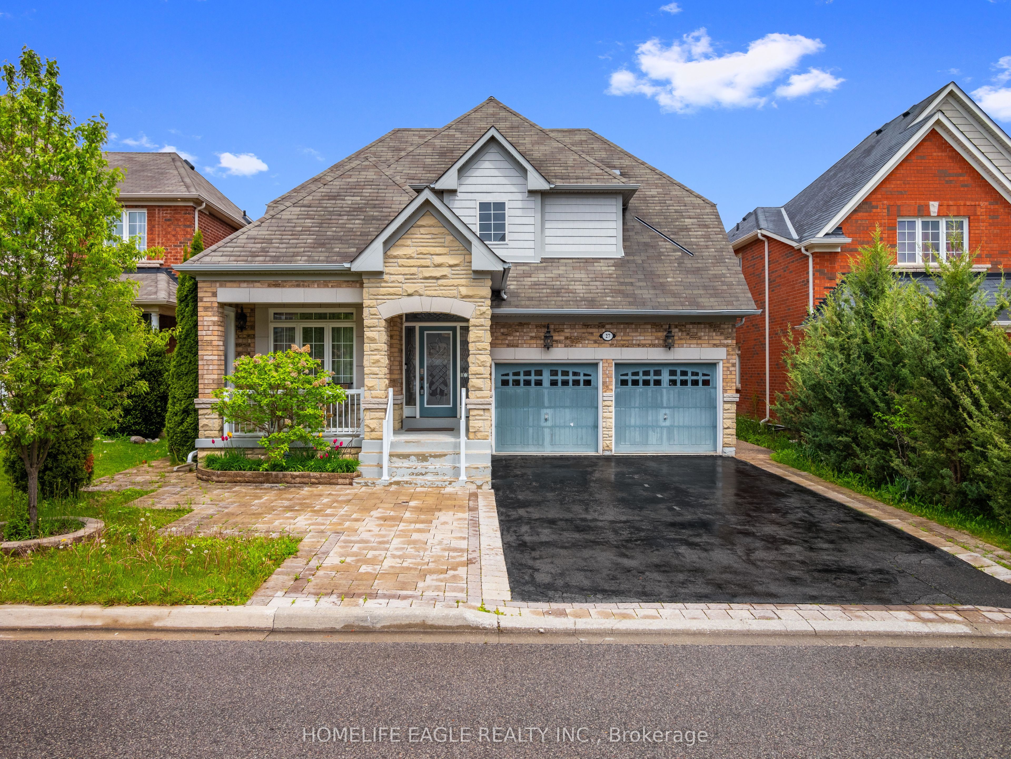 27 Mccann Cres Property Photo 1